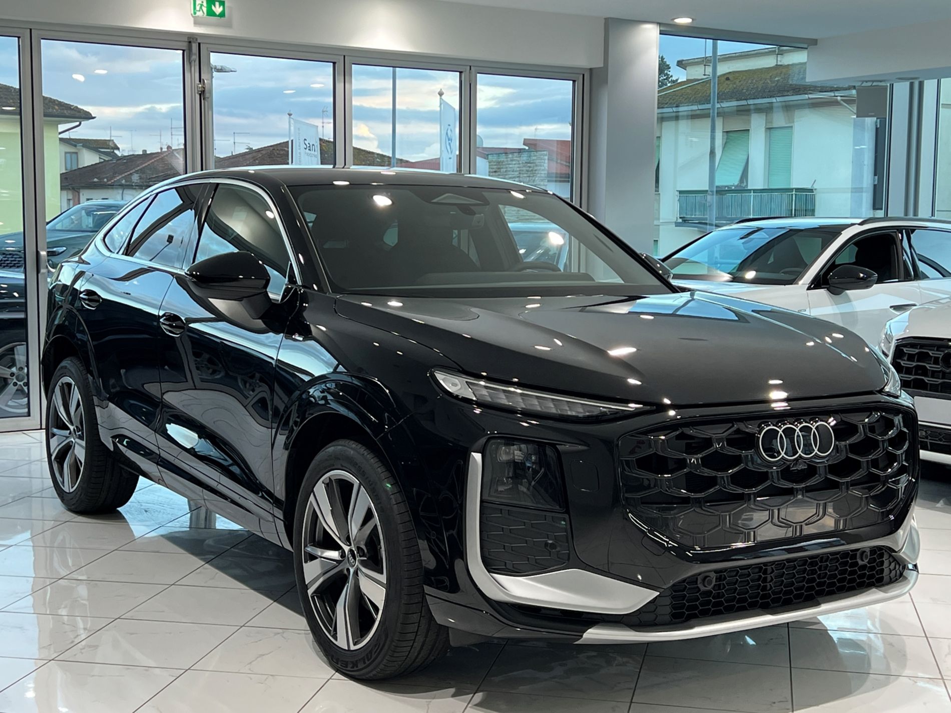 Q3 Sportback 2.0 tfsi Business quattro 204cv s-tronic - Autosani