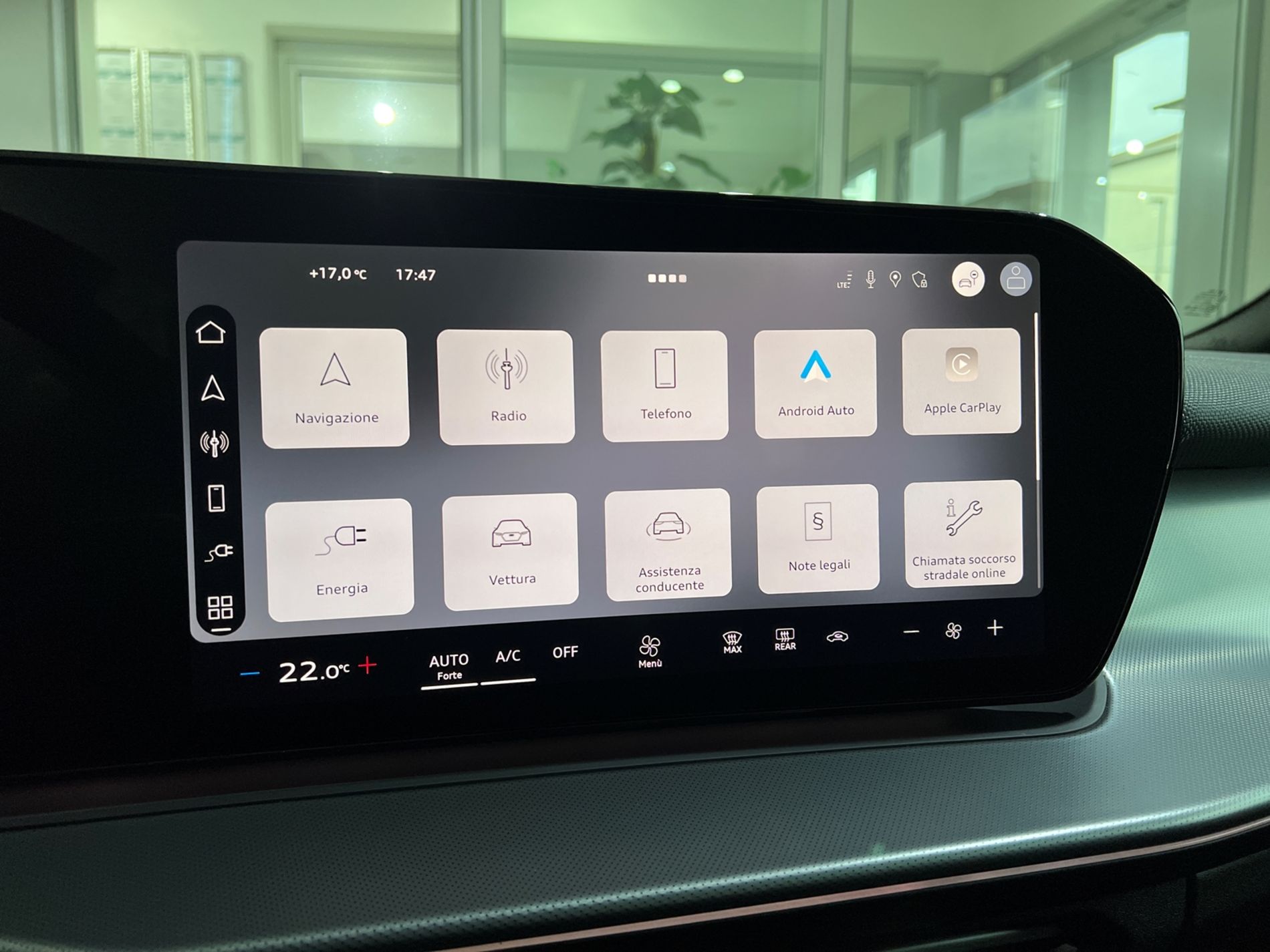 Q3 1.5 e-hybrid S line edition 272cv s-tronic - Autosani