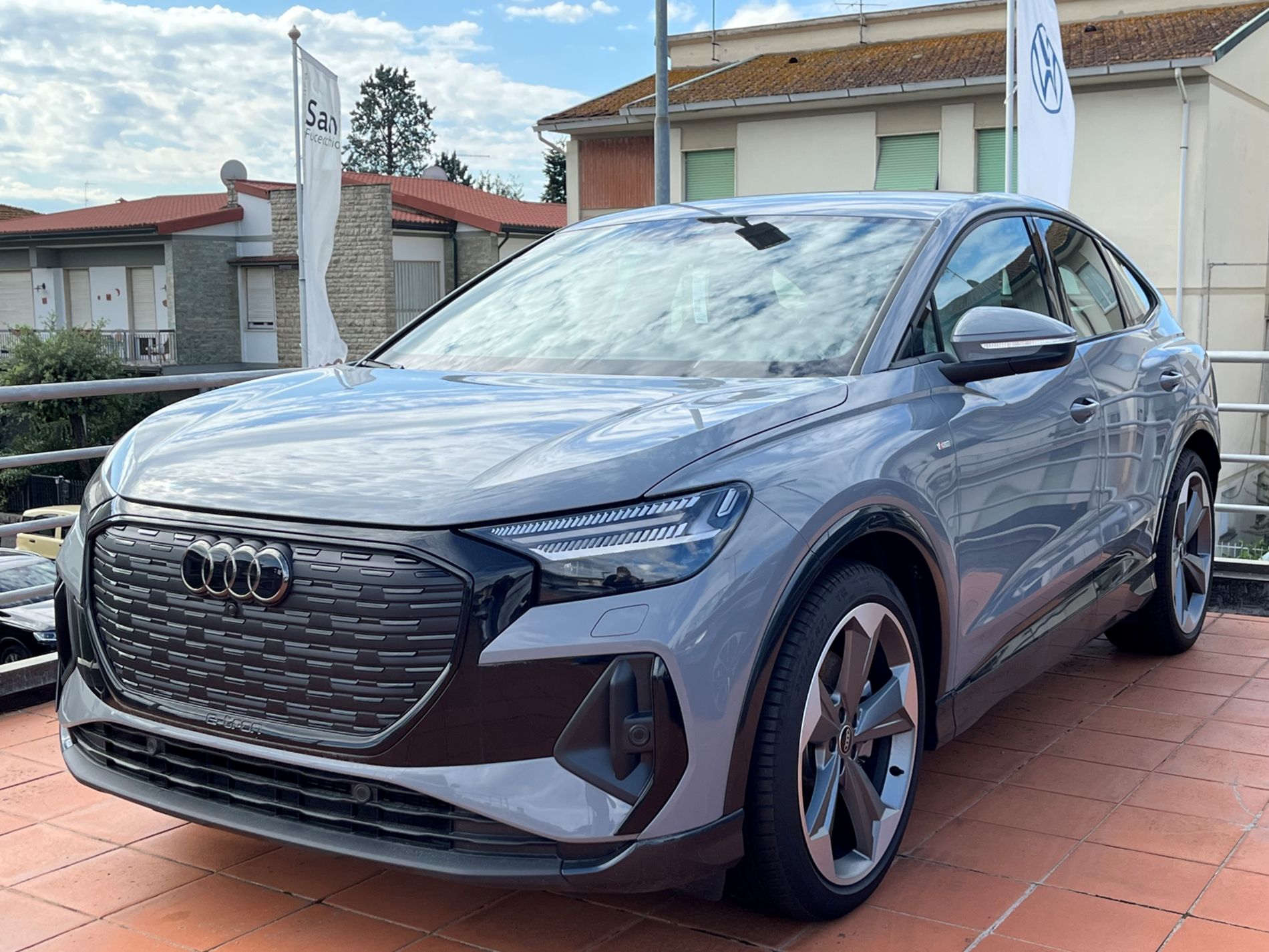 Q4 Sportback e-tron 45 S line edition - Autosani