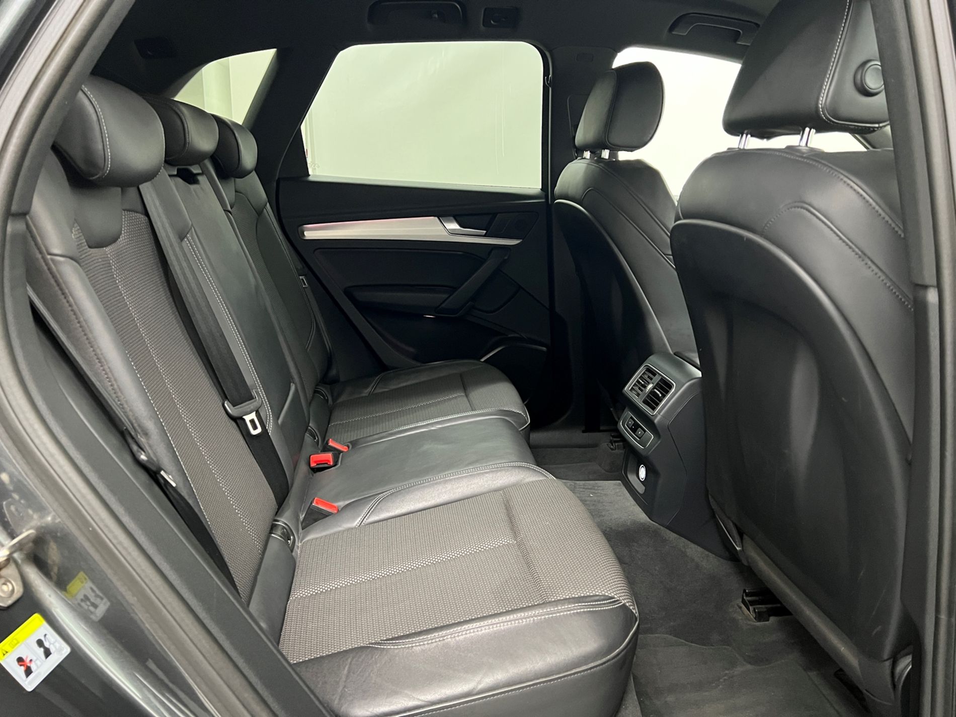 Q5 40 2.0 tdi Business Sport quattro 190cv s-tronic - Autosani