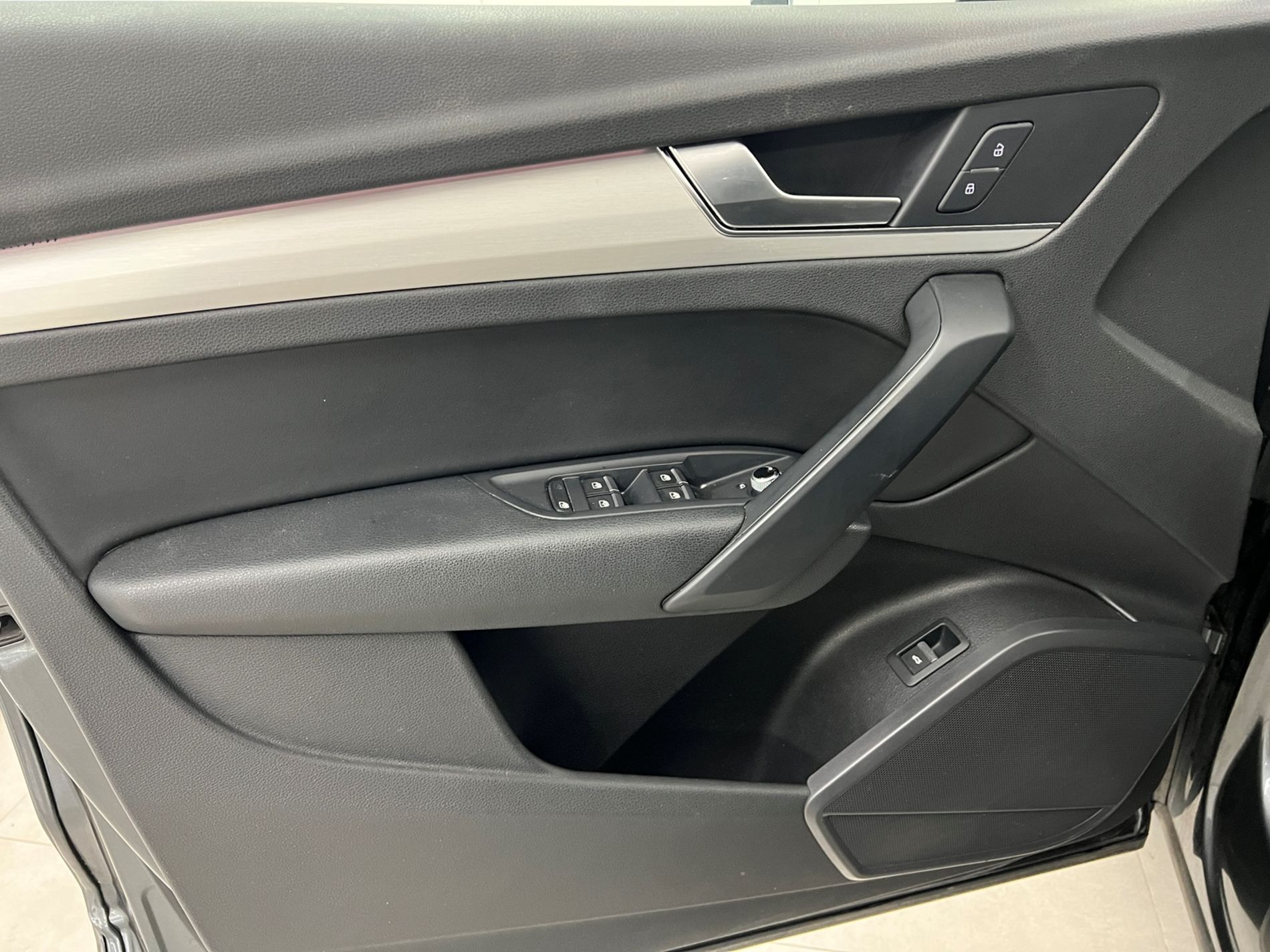 Q5 40 2.0 tdi Business Sport quattro 190cv s-tronic - Autosani