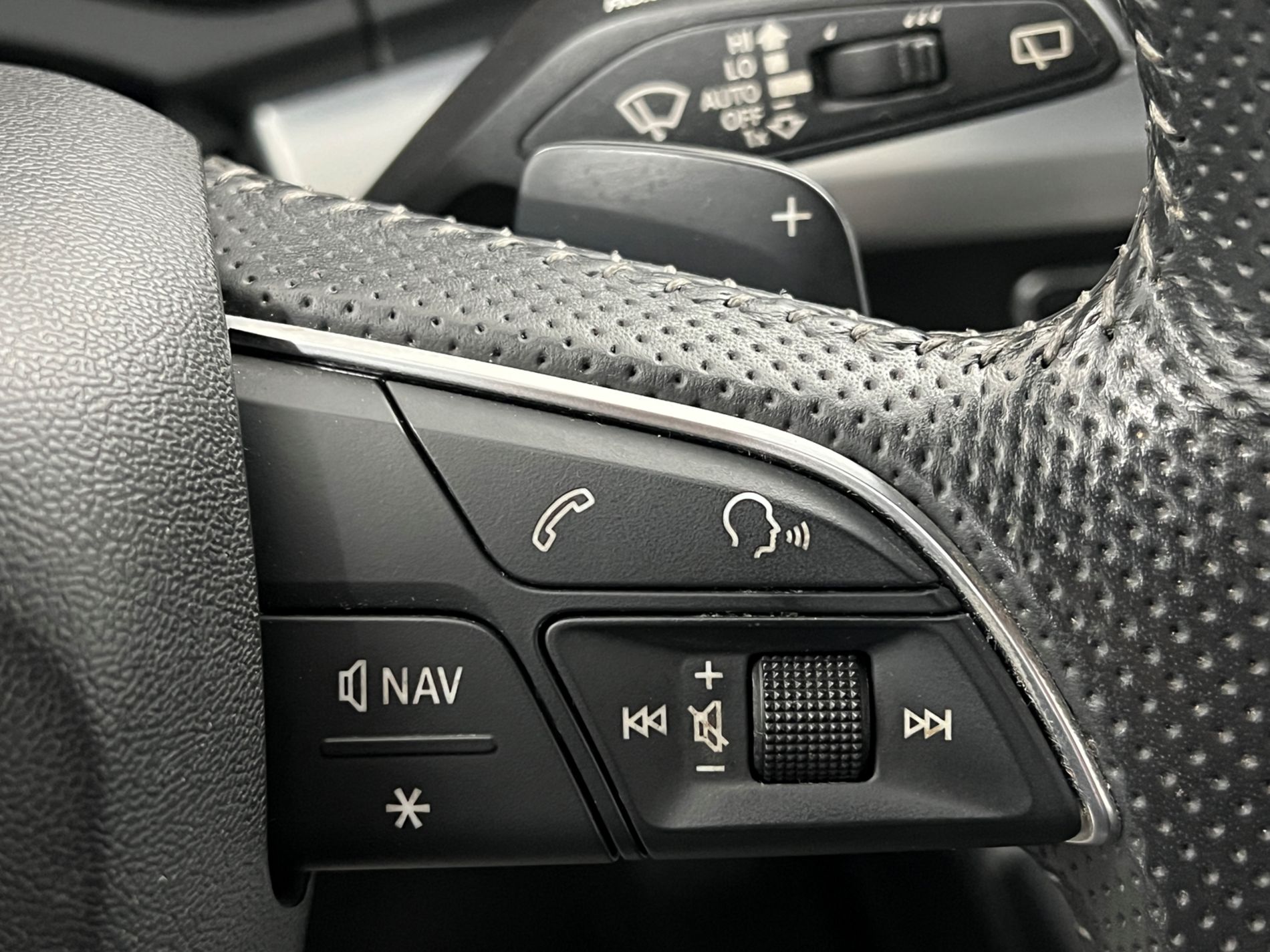 Q5 40 2.0 tdi Business Sport quattro 190cv s-tronic - Autosani