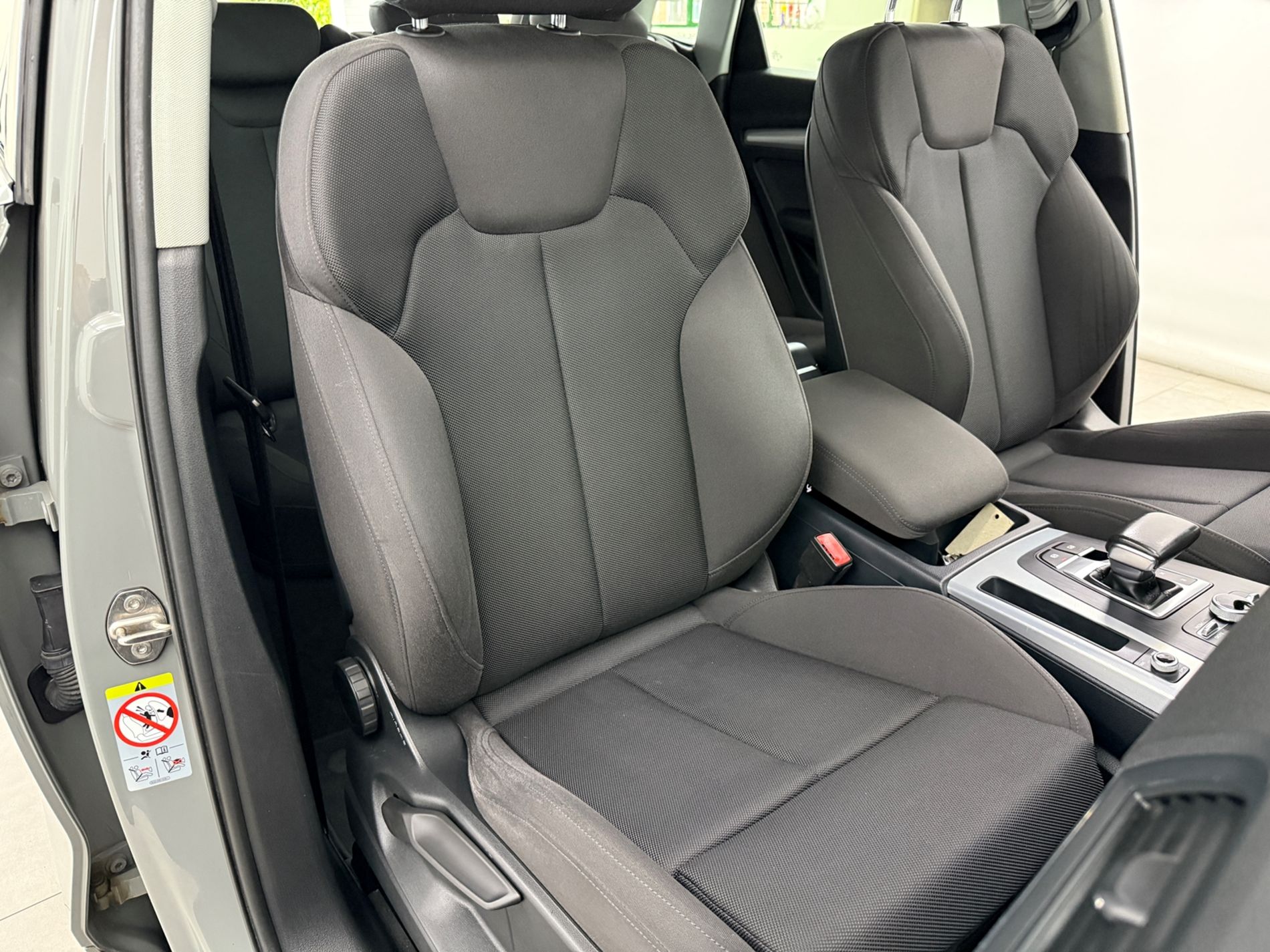 Q5 40 2.0 tdi Business Sport quattro 190cv s-tronic - Autosani