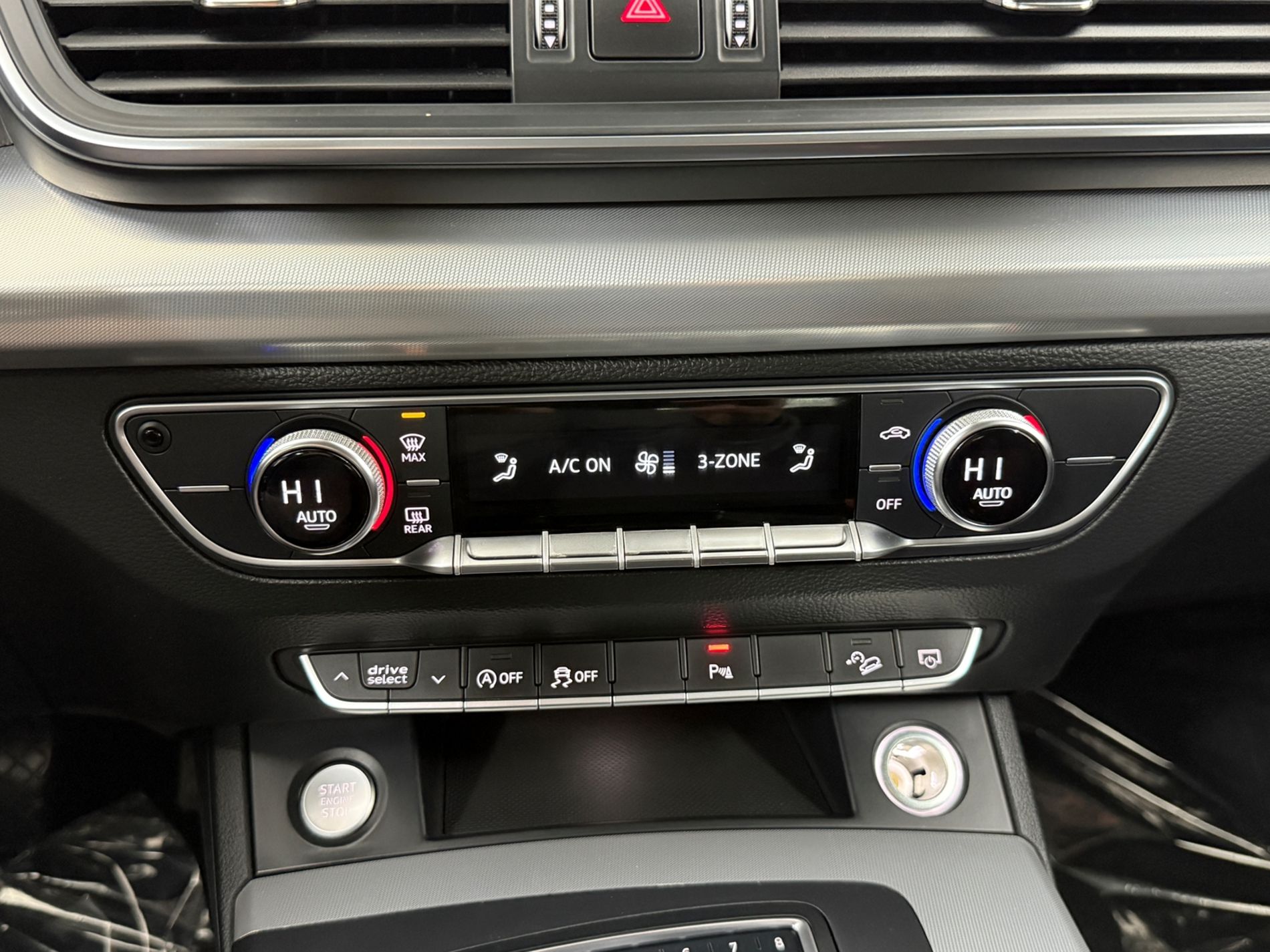 Q5 40 2.0 tdi Business Sport quattro 190cv s-tronic - Autosani