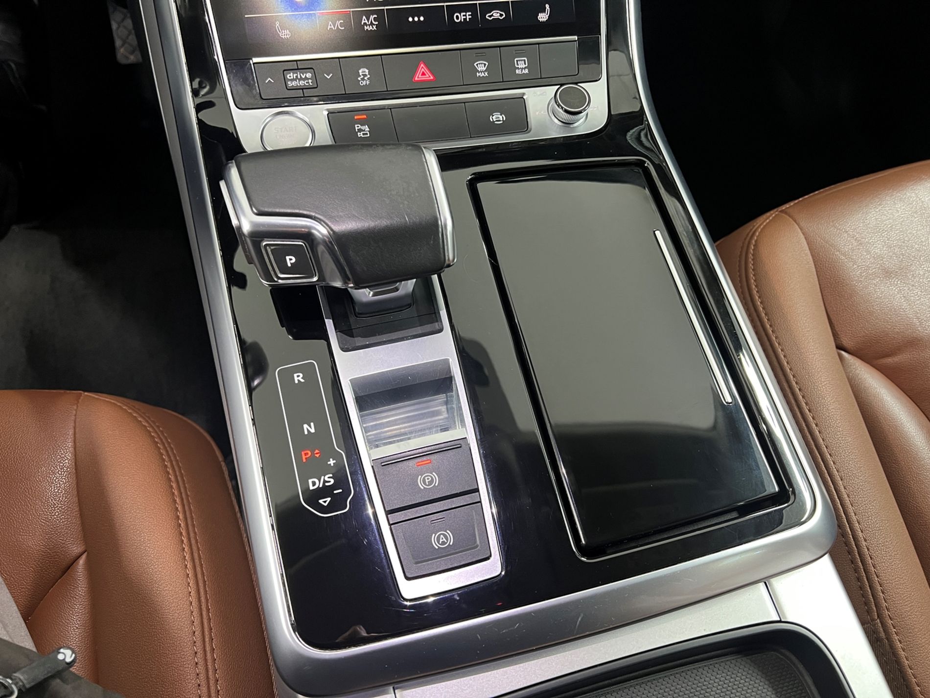 Q7 50 3.0 tdi mhev Business quattro tiptronic - Autosani