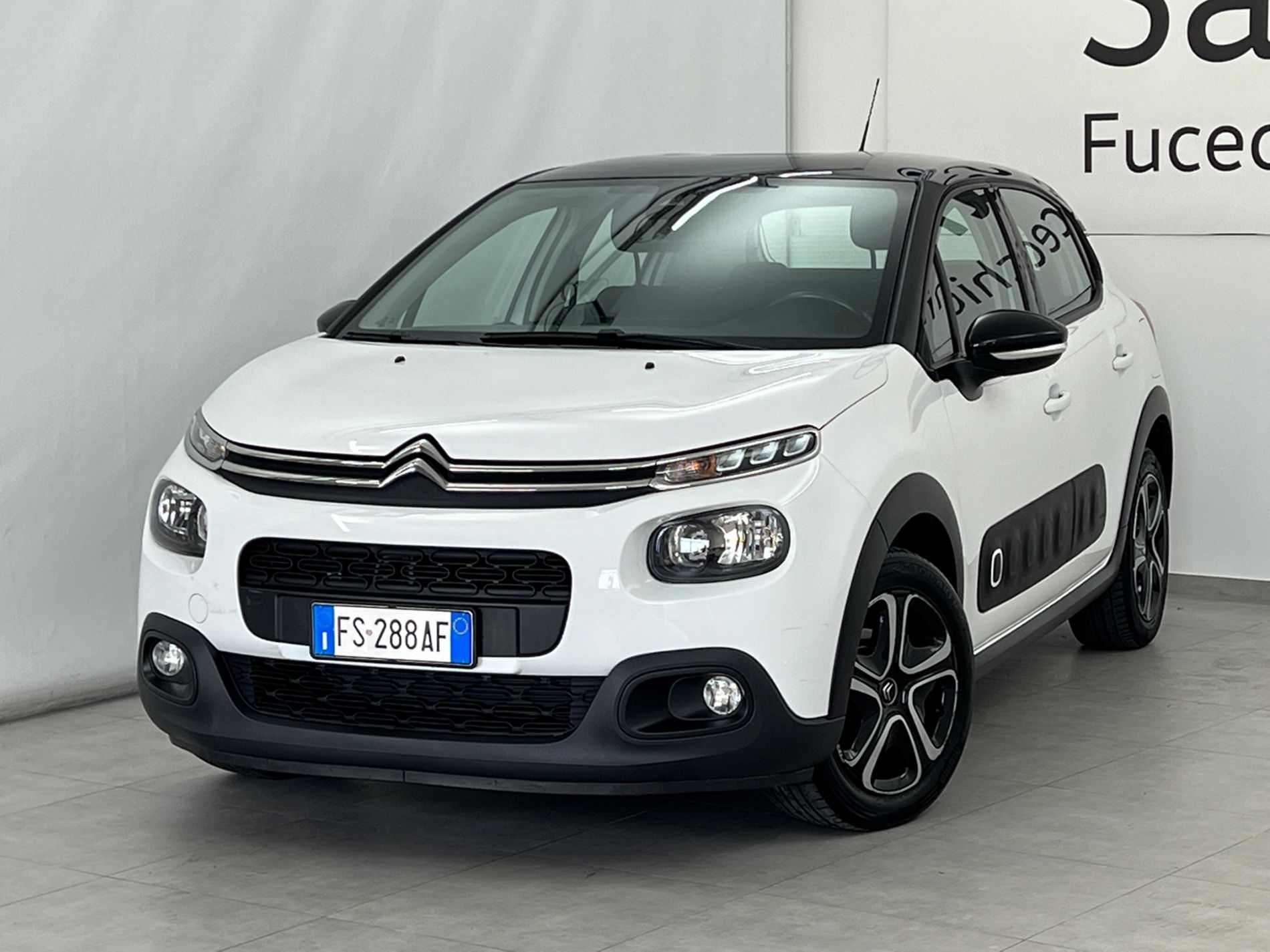 C3 1.2 puretech Shine s&s 83cv neopatentati - Autosani