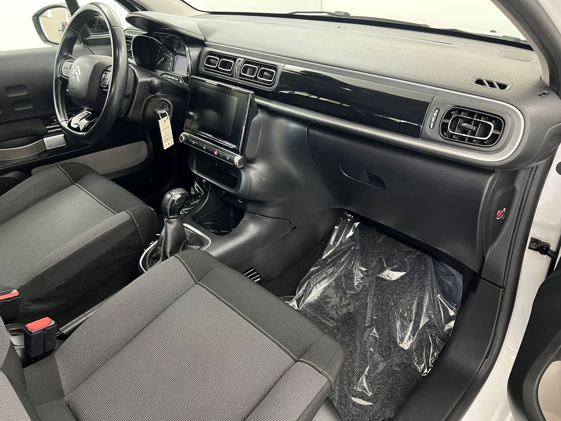 C3 1.2 puretech Shine s&s 83cv neopatentati - Autosani