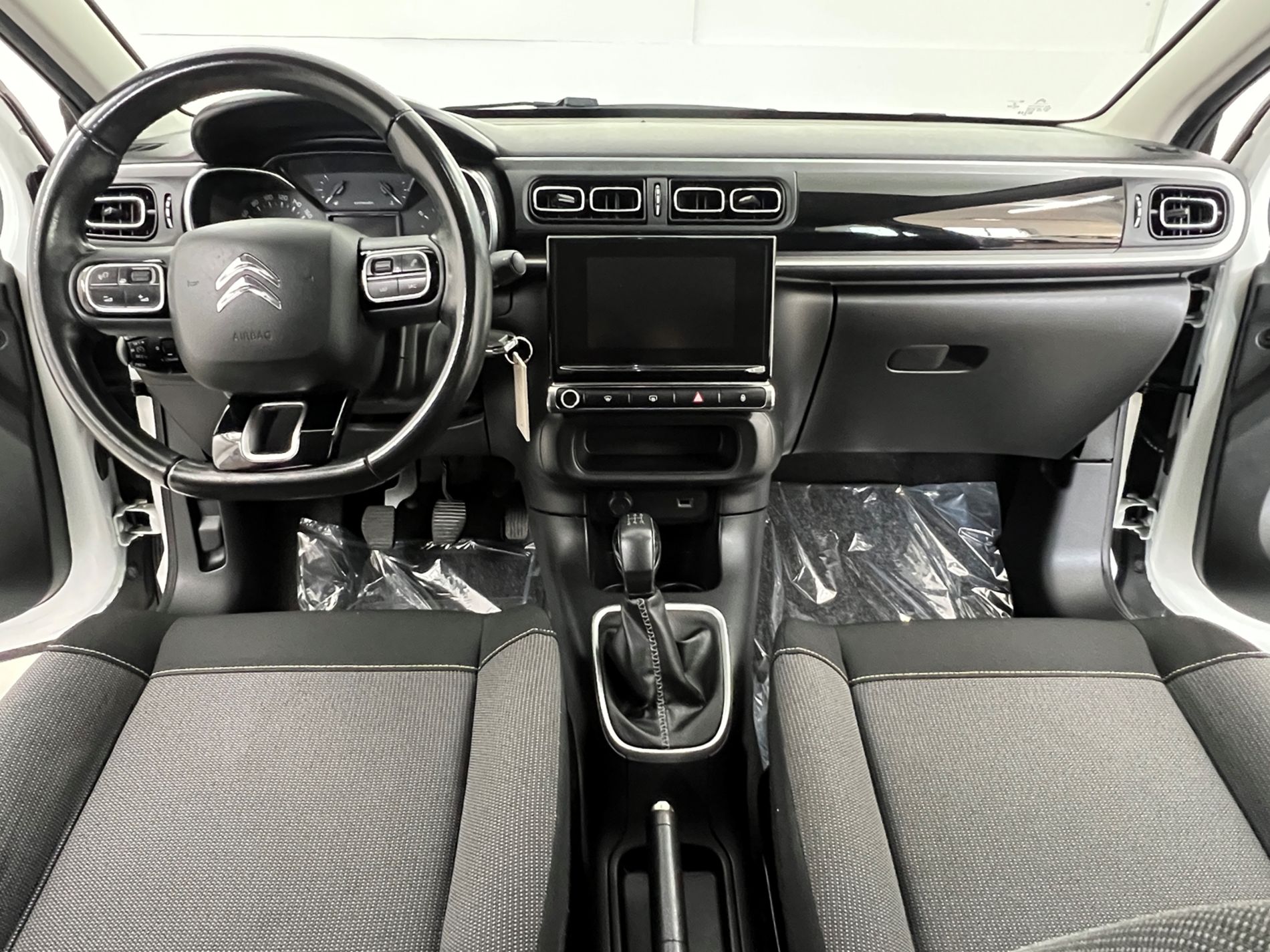 C3 1.2 puretech Shine s&s 83cv neopatentati - Autosani