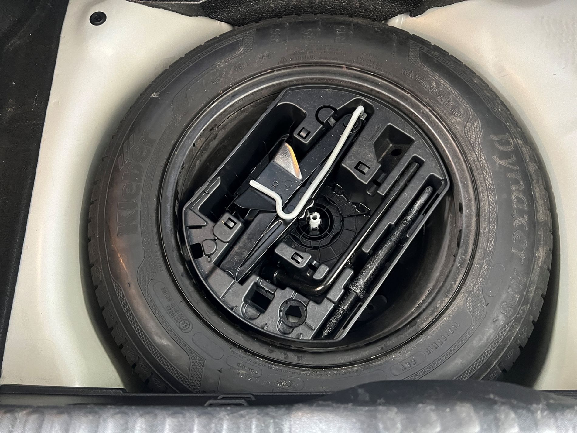 C3 1.2 puretech Shine s&s 83cv neopatentati - Autosani