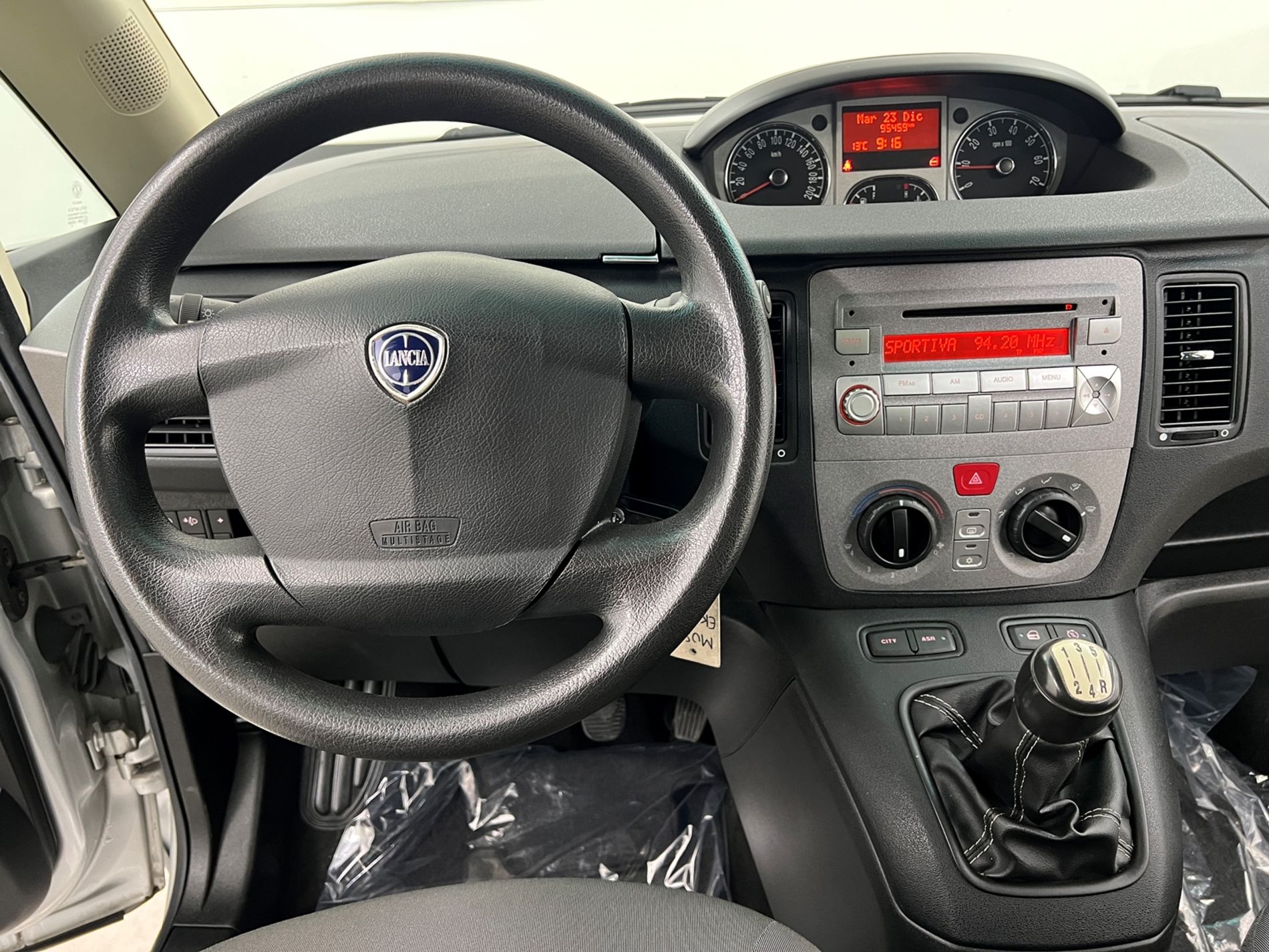 Musa 1.3 mjt Diva c/c.traz.,esp s&s 95cv - Autosani