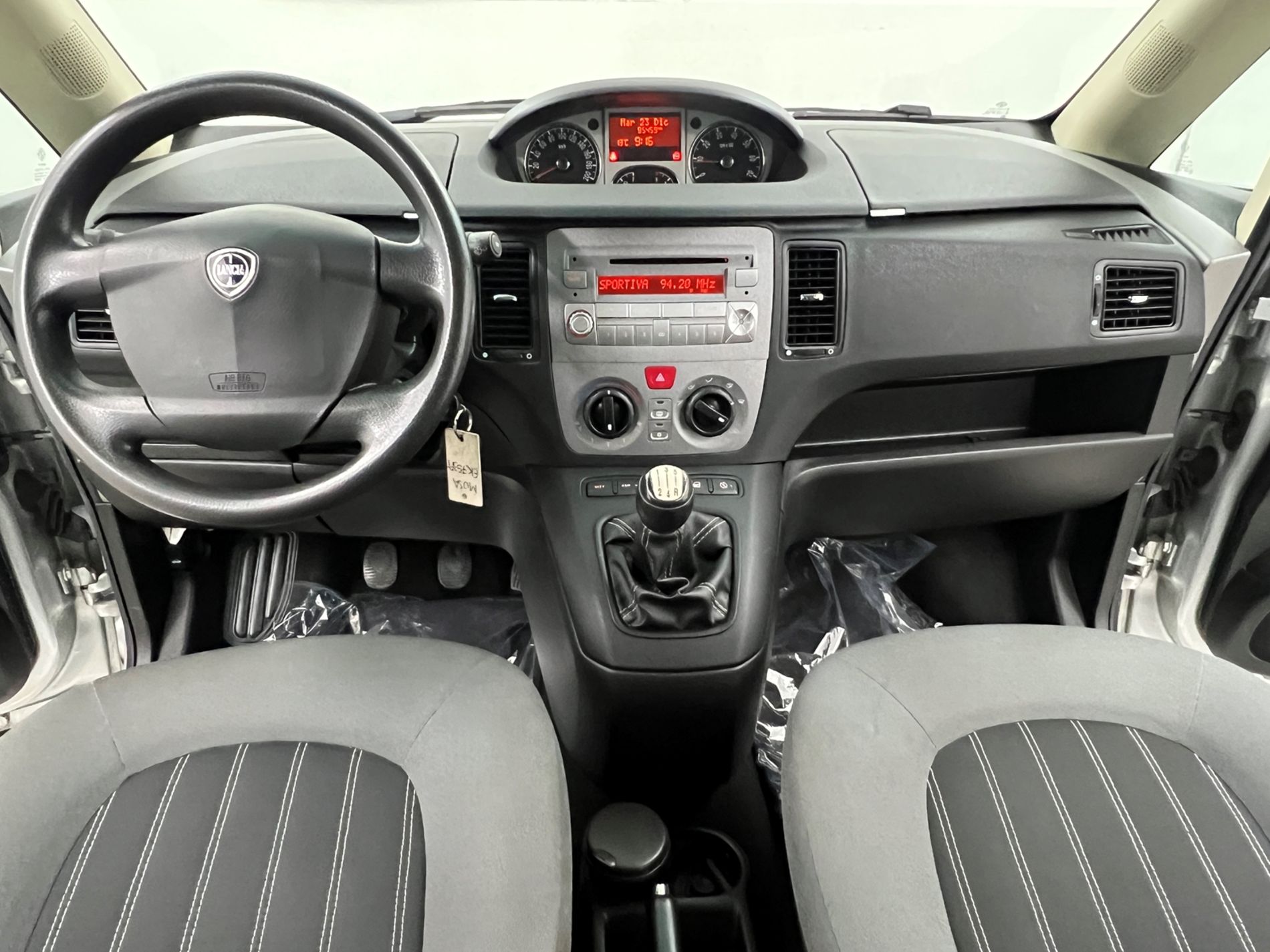 Musa 1.3 mjt Diva c/c.traz.,esp s&s 95cv - Autosani