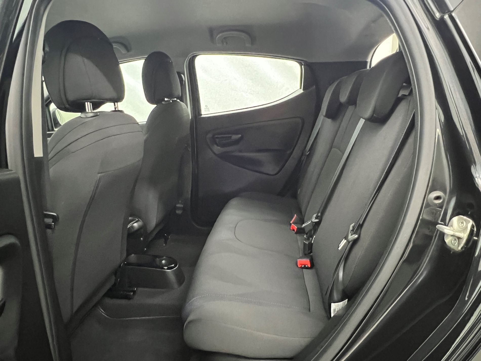 Ypsilon 1.0 firefly hybrid Gold s&s 70cv - Autosani