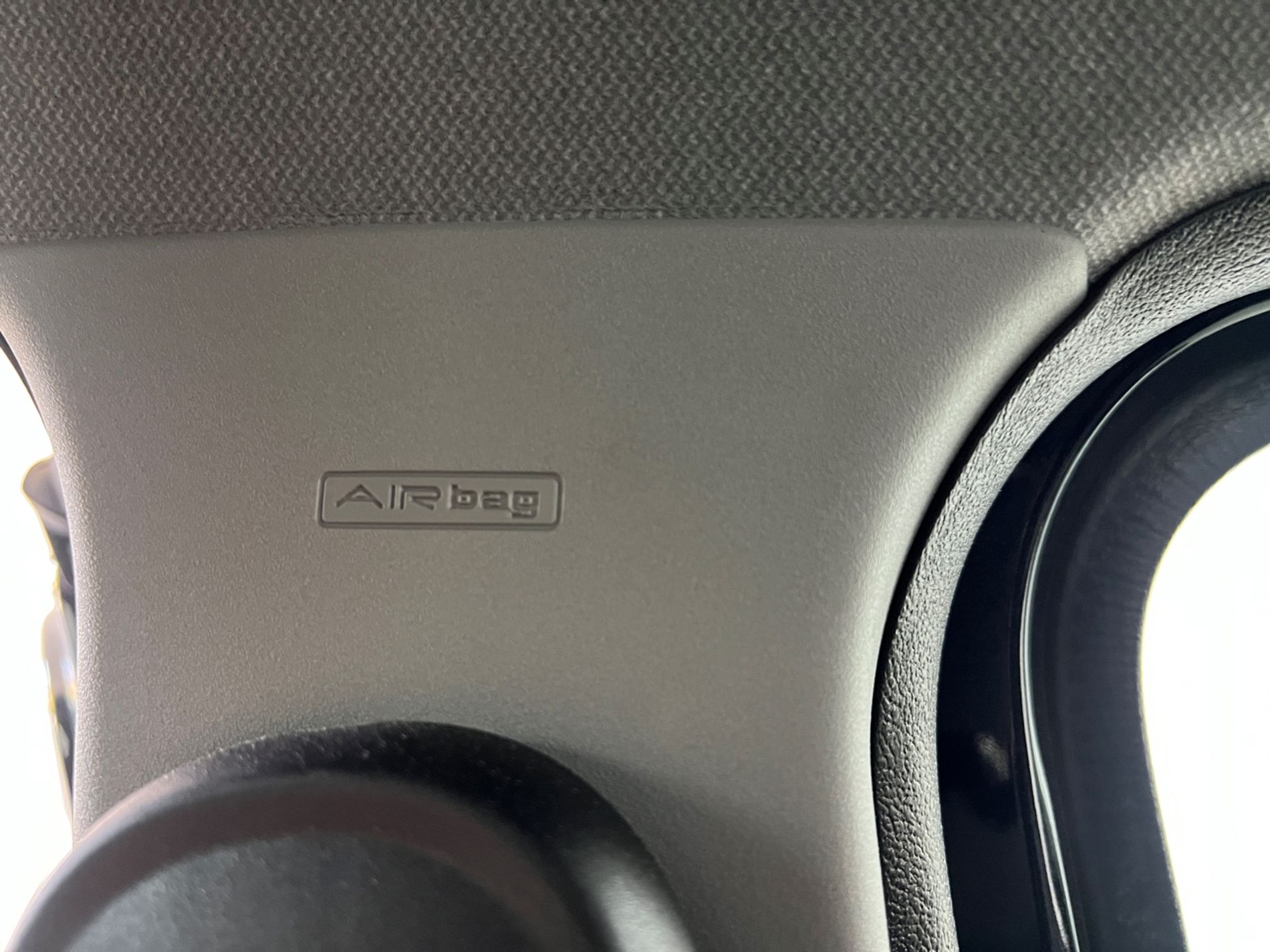 Ypsilon 1.0 firefly hybrid Silver s&s 70cv 5p.ti - Autosani