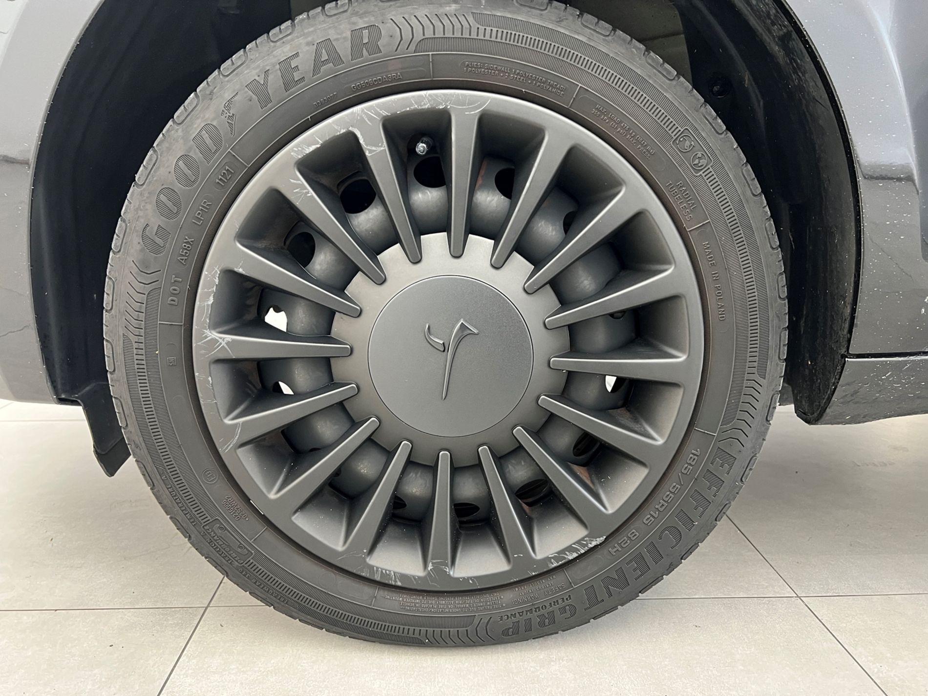 Ypsilon 1.0 firefly hybrid Silver s&s 70cv 5p.ti - Autosani