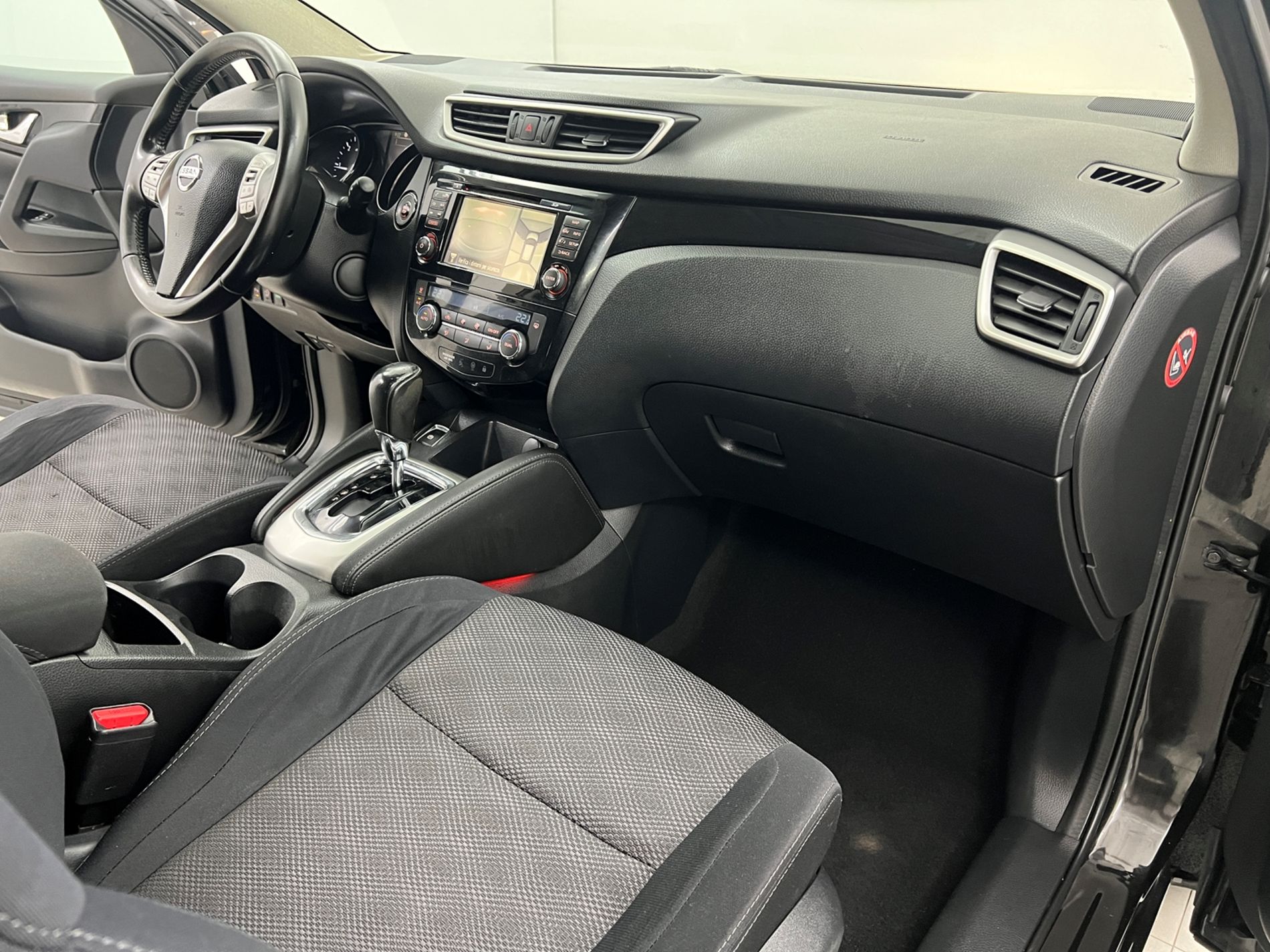 Qashqai 1.6 dci 360 2wd 130cv xtronic E6 - Autosani