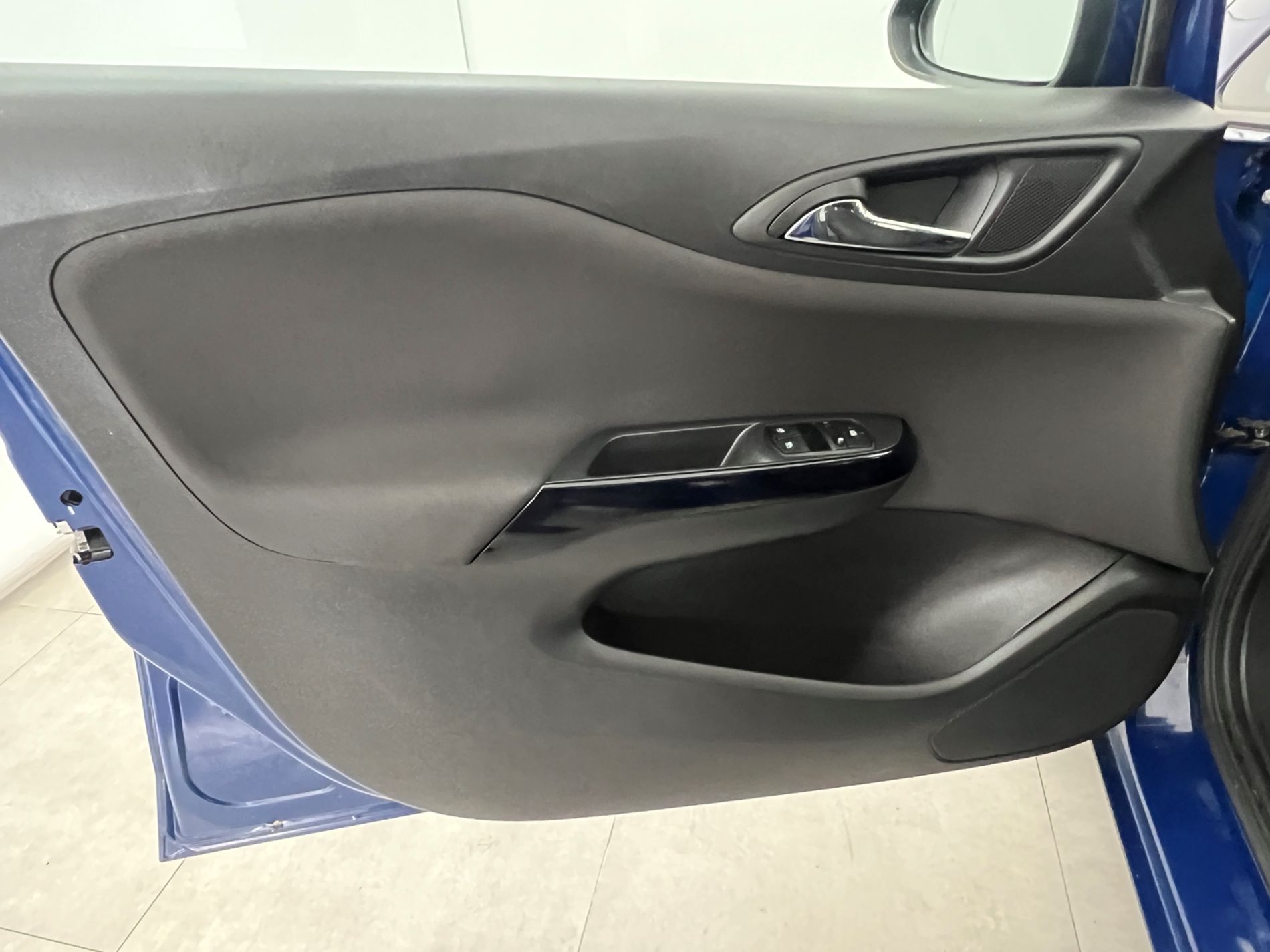 Corsa 5p 1.4 Advance (n-joy) Gpl 90cv - Autosani