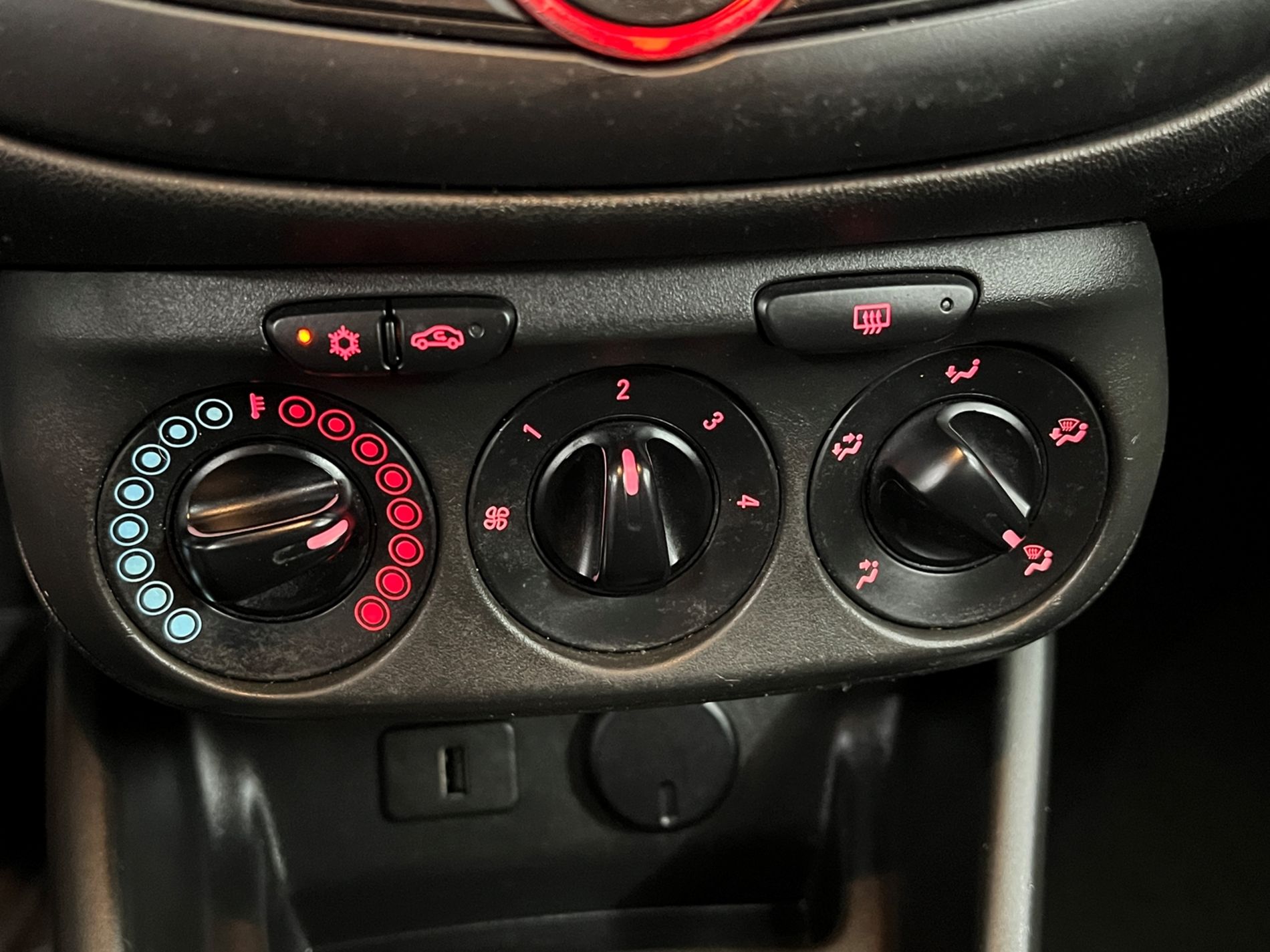 Corsa 5p 1.4 Advance (n-joy) Gpl 90cv - Autosani