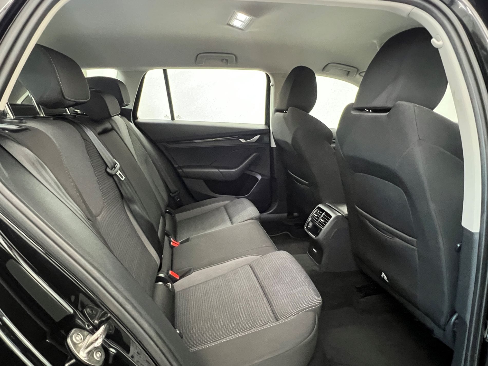 Octavia Wagon 2.0 tdi Executive 150cv dsg - Autosani