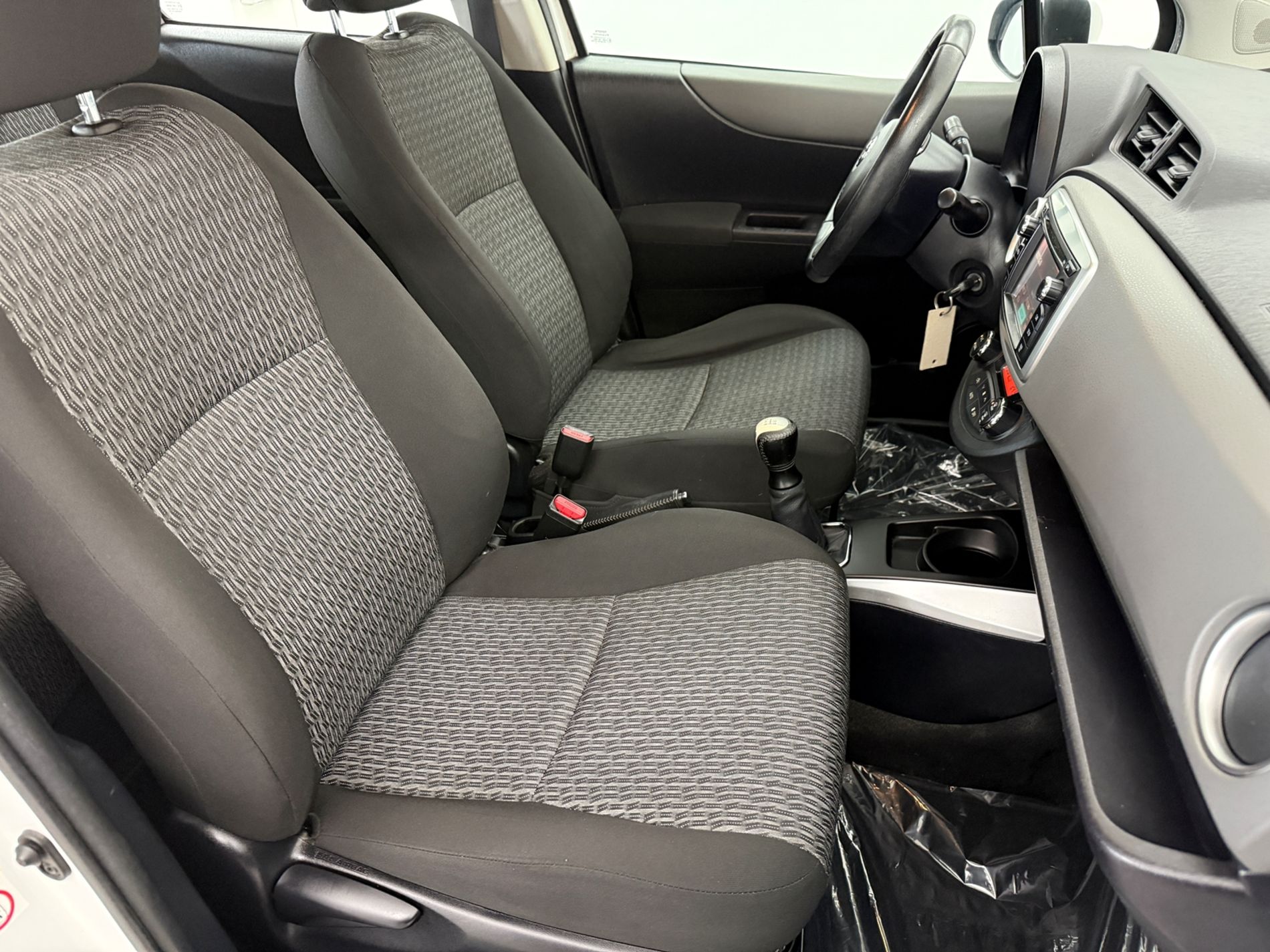 Yaris 5p 1.0 Lounge c/CL - Autosani