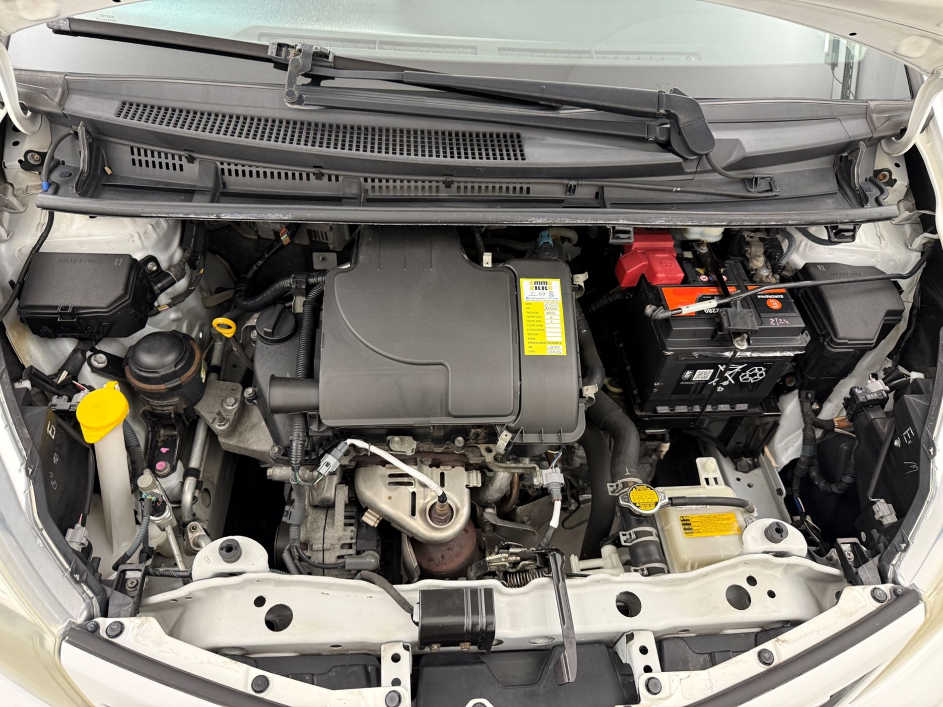 Yaris 5p 1.0 Lounge c/CL - Autosani