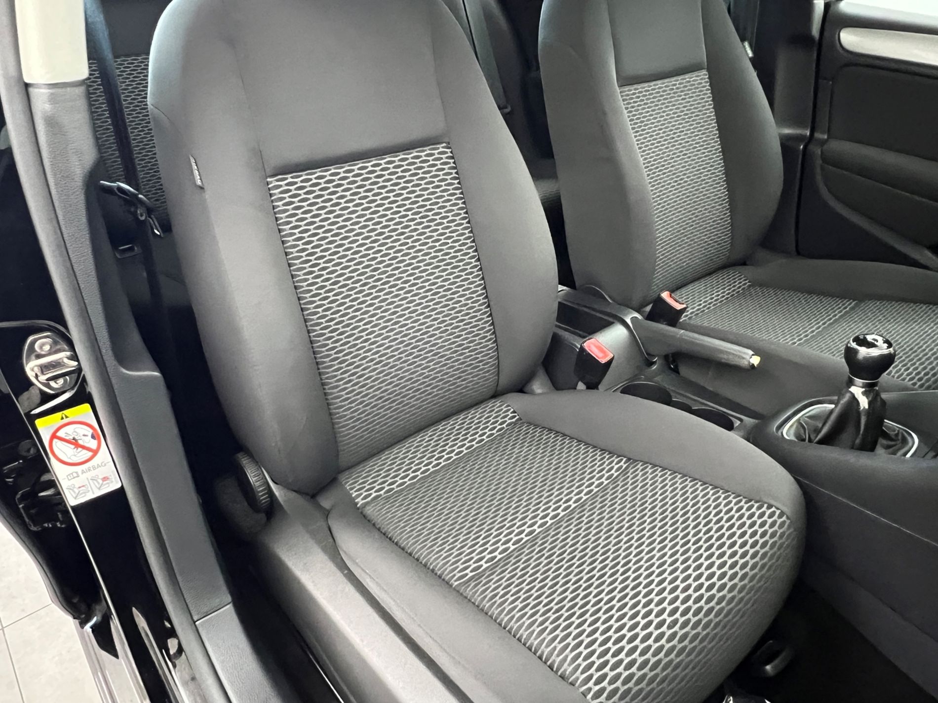 Golf 5p 1.4 United 80cv - Autosani