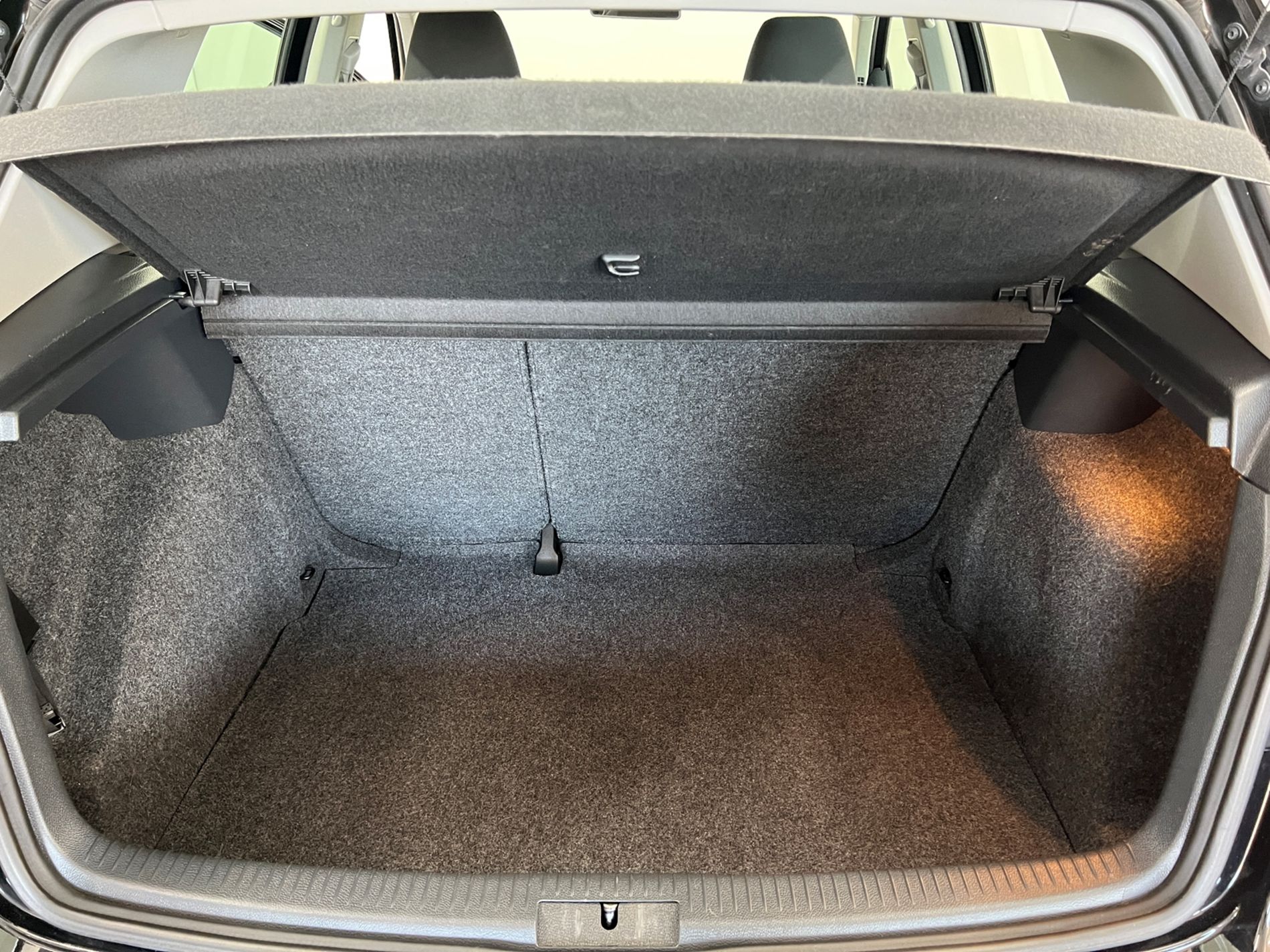 Golf 5p 1.4 United 80cv - Autosani