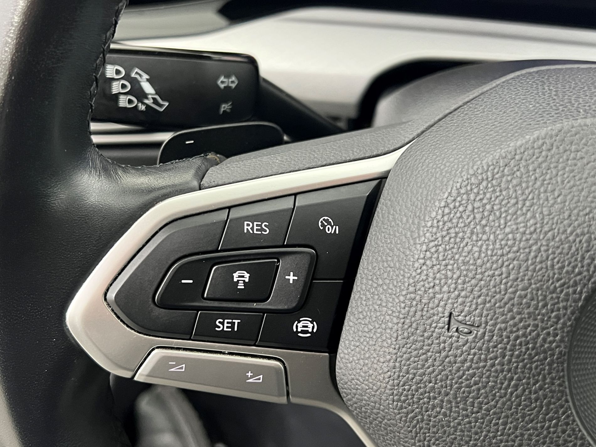 Golf 2.0 tdi Life 115cv dsg - Autosani