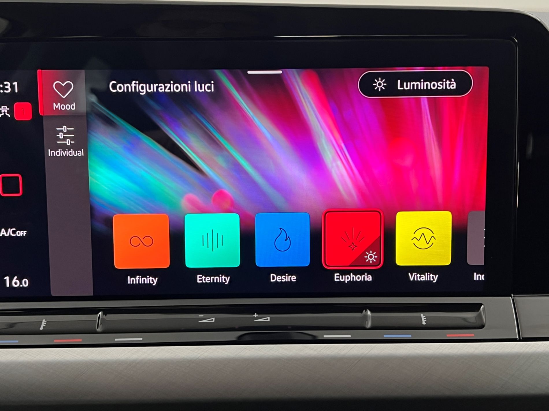 Golf 2.0 tdi Life 115cv dsg - Autosani