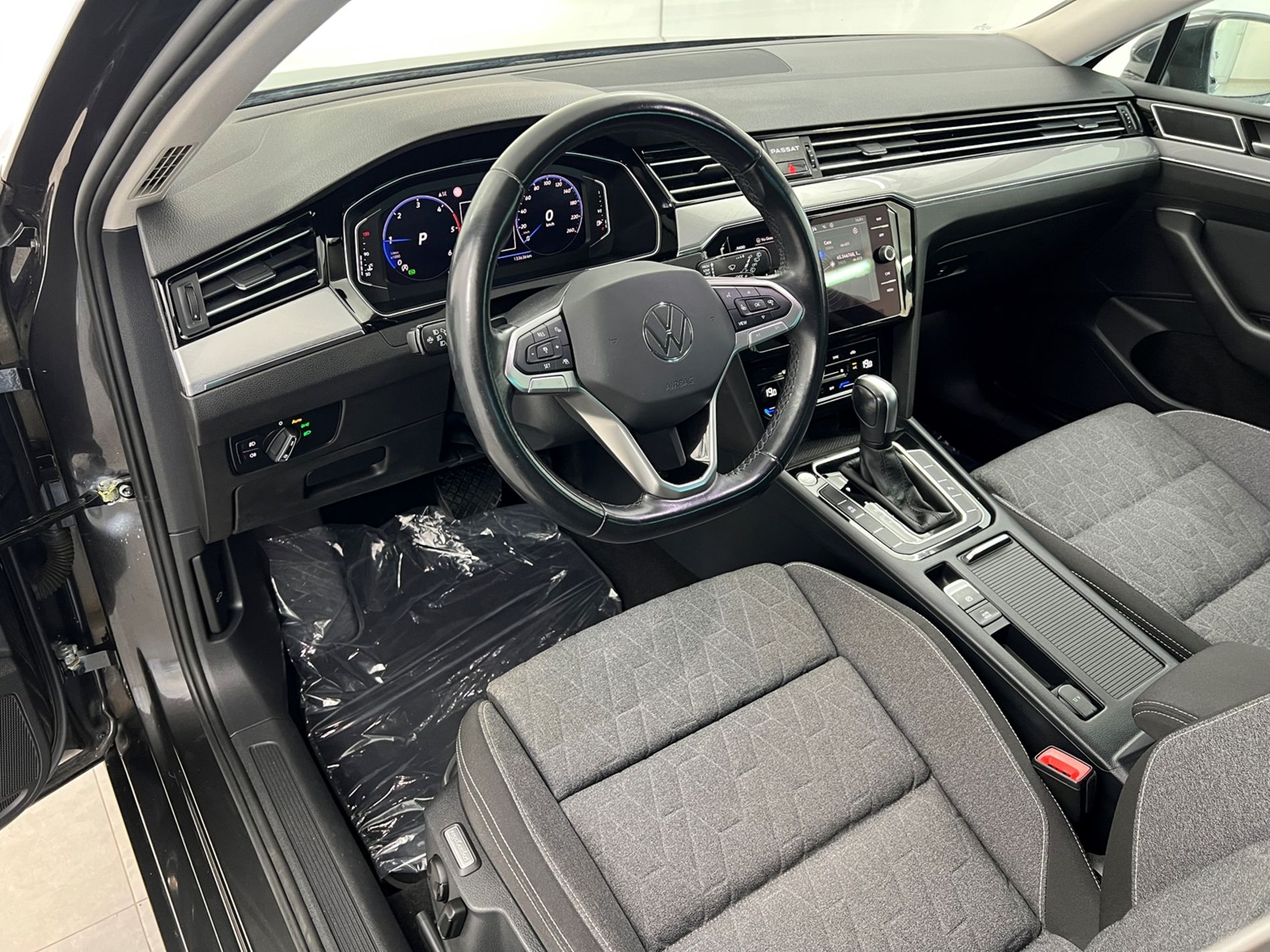 Passat Variant 2.0 tdi Business 150cv dsg - Autosani