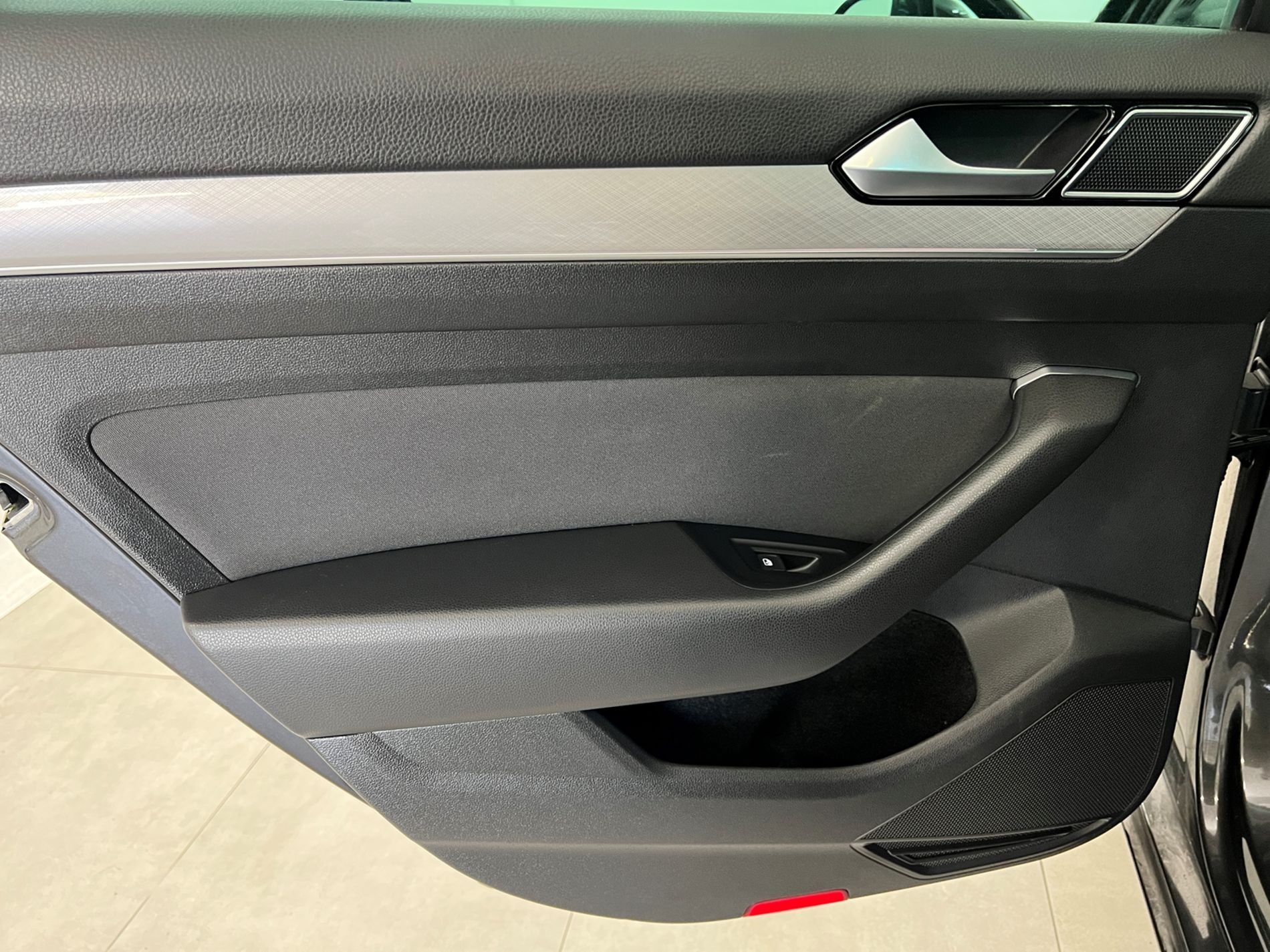 Passat Variant 2.0 tdi Business 150cv dsg - Autosani