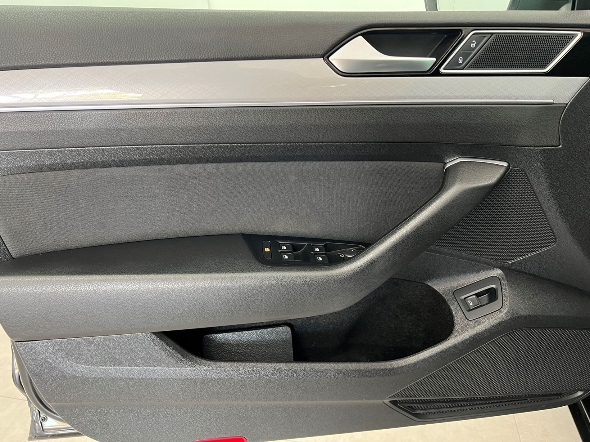 Passat Variant 2.0 tdi Business 150cv dsg - Autosani