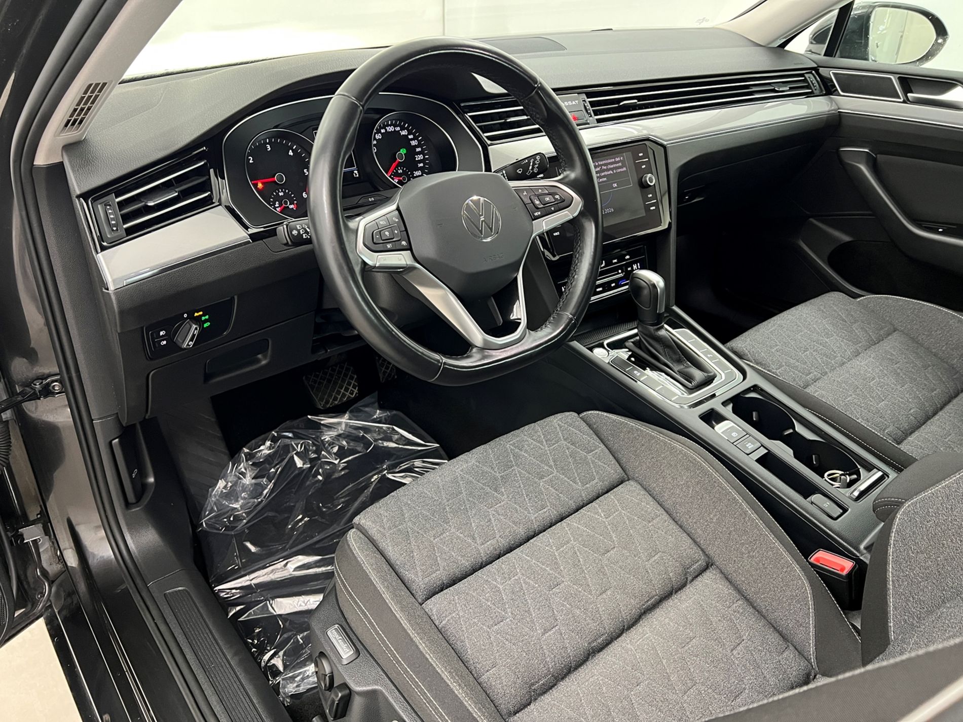 Passat Variant 2.0 tdi Business 150cv dsg - Autosani