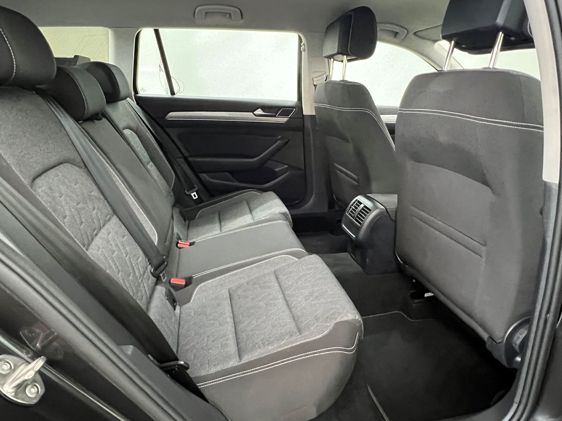 Passat Variant 2.0 tdi Business 150cv dsg - Autosani