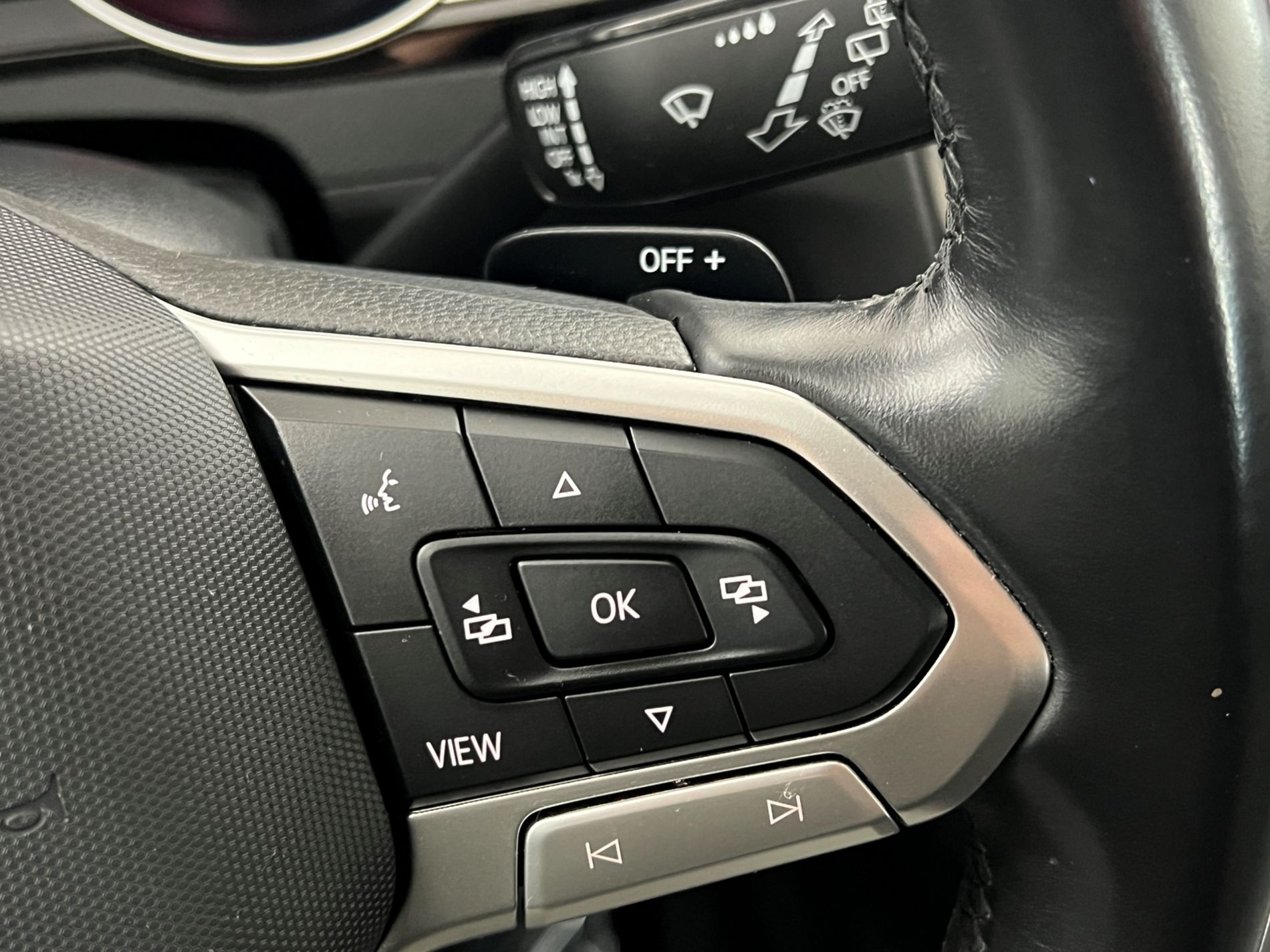 Passat Variant 2.0 tdi Business 150cv dsg - Autosani