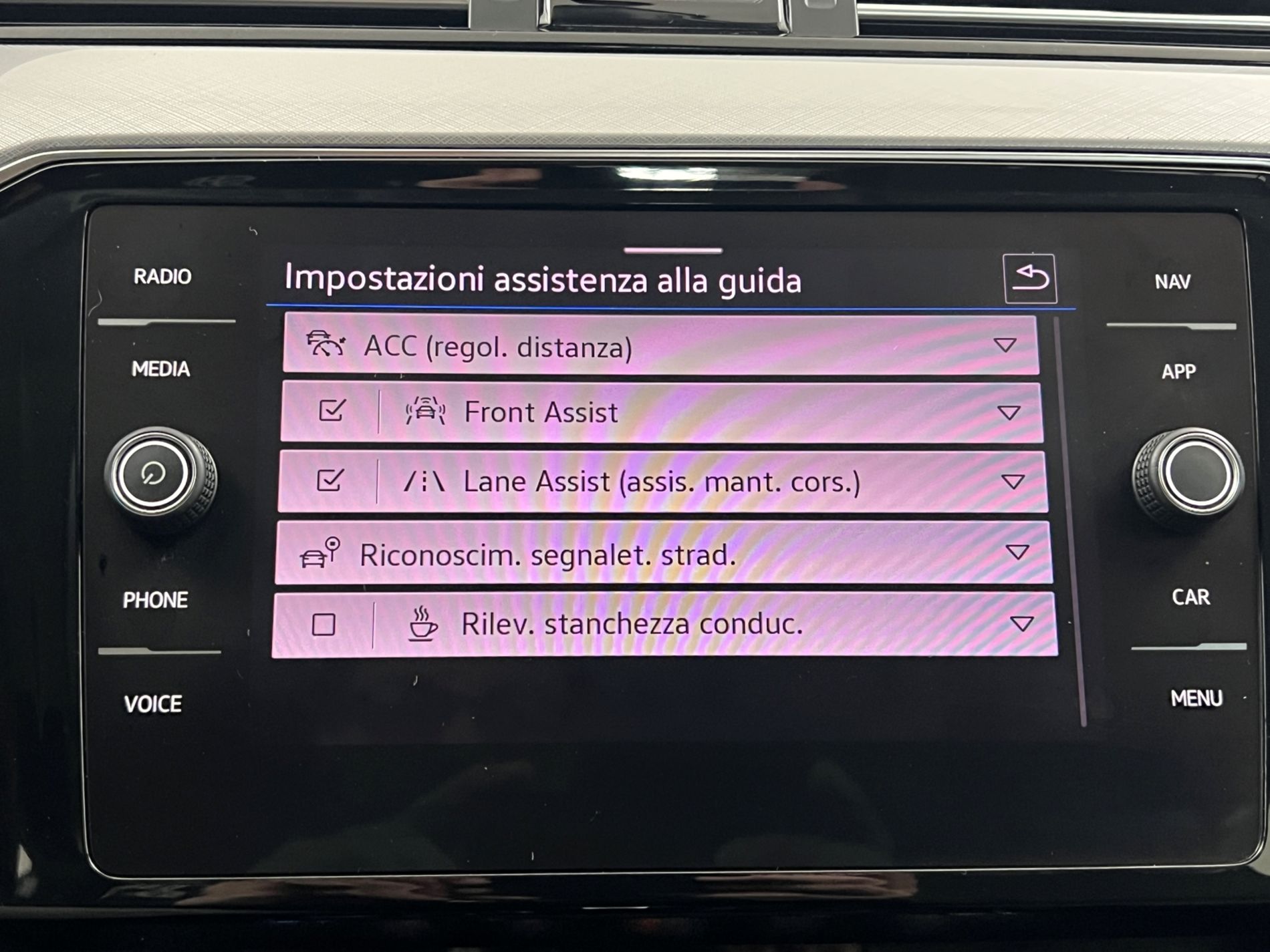 Passat Variant 2.0 tdi Business 150cv dsg - Autosani