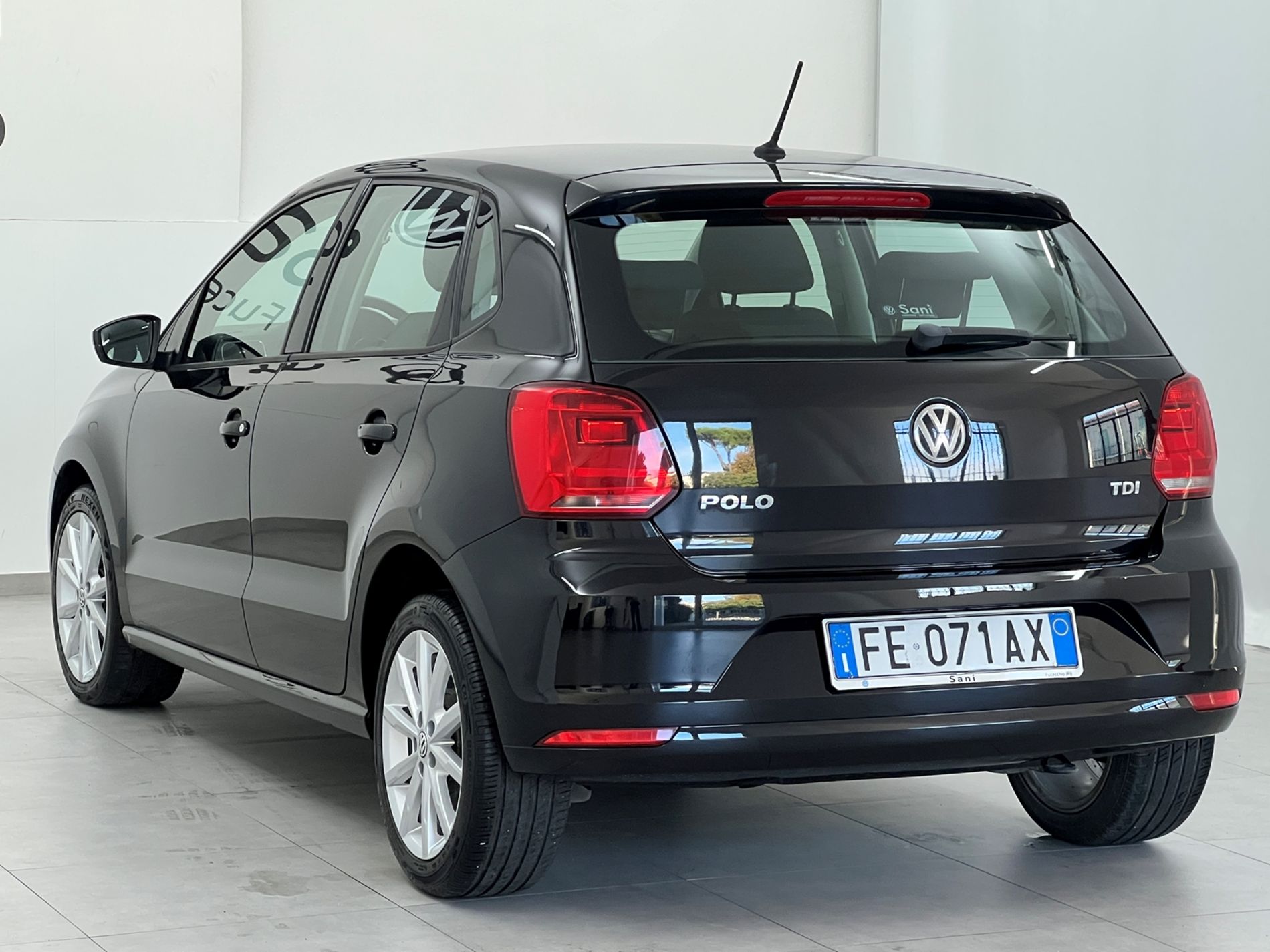 Polo 5p 1.4 tdi Comfortline 75cv - Autosani
