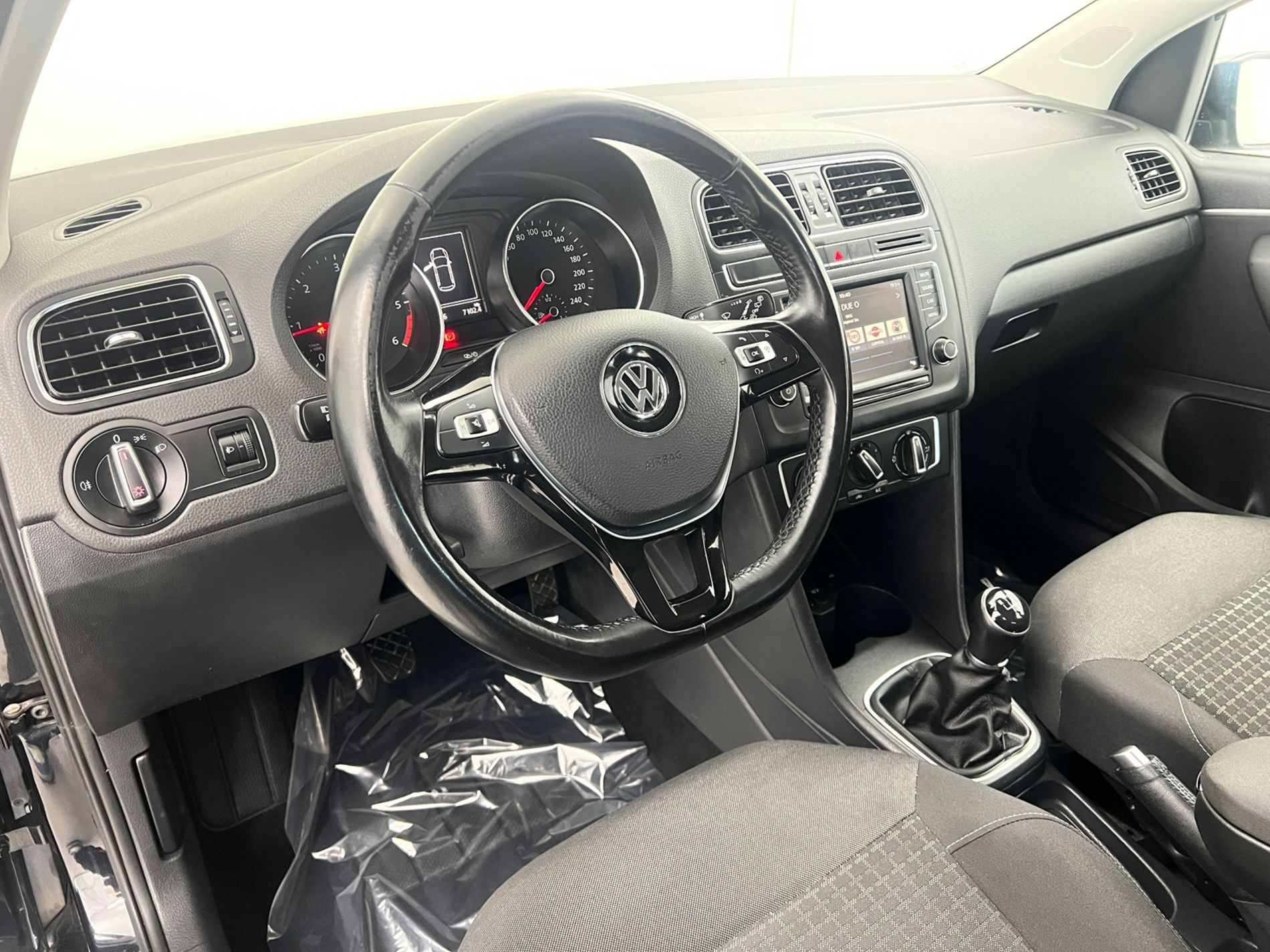 Polo 5p 1.4 tdi Comfortline 75cv - Autosani