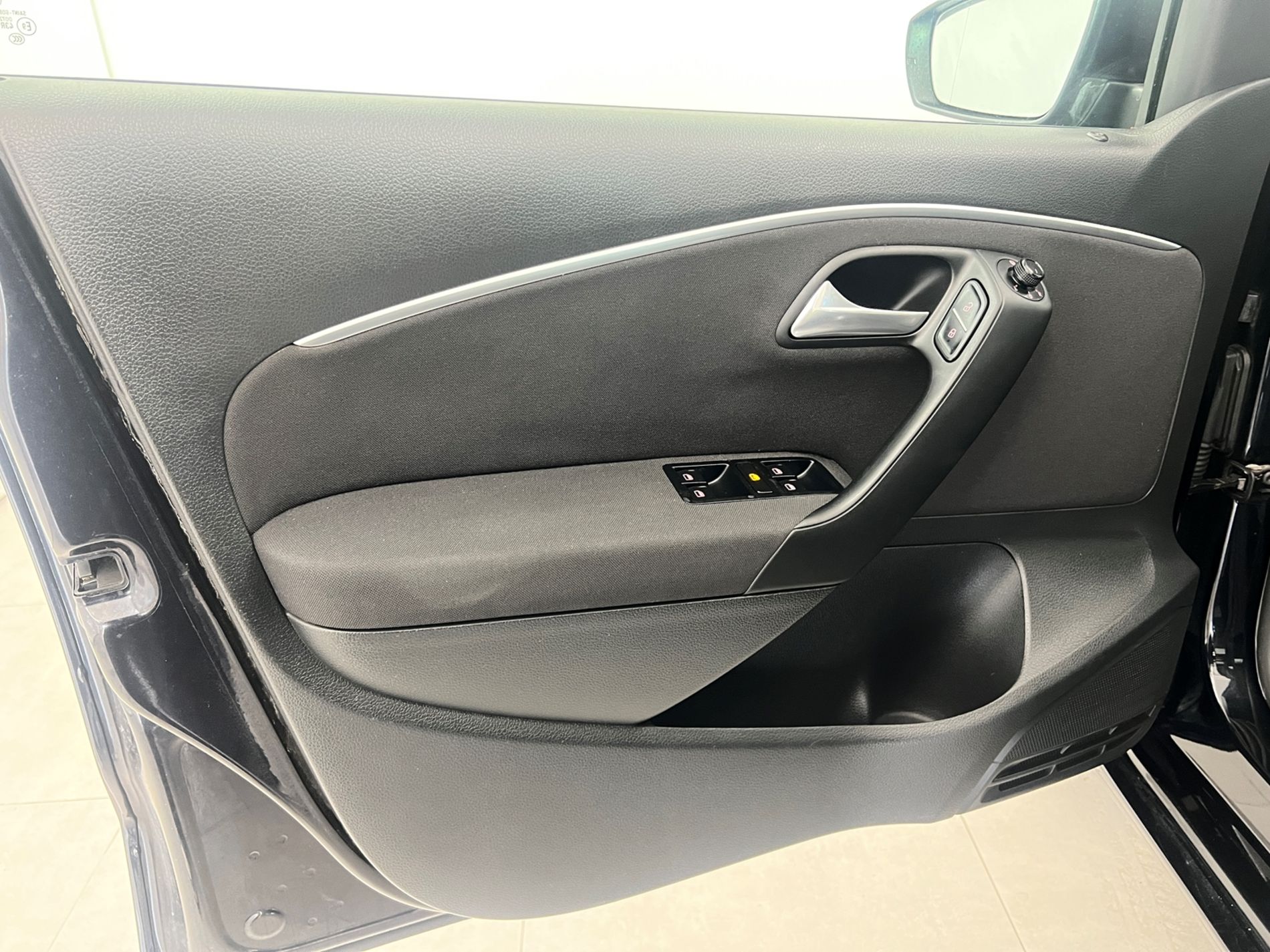 Polo 5p 1.4 tdi Comfortline 75cv - Autosani