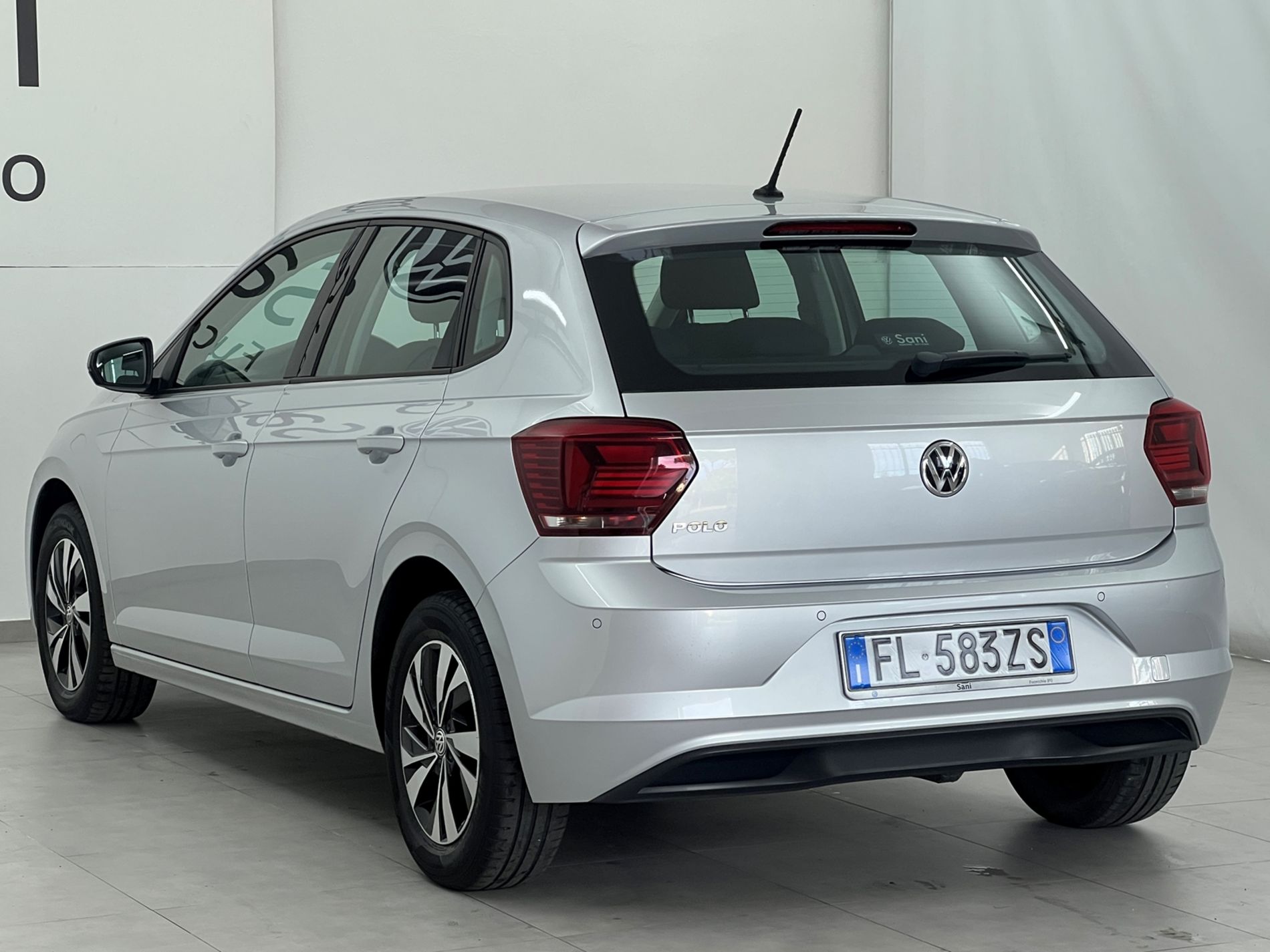 Polo 5p 1.0 mpi Comfortline 75cv - Autosani