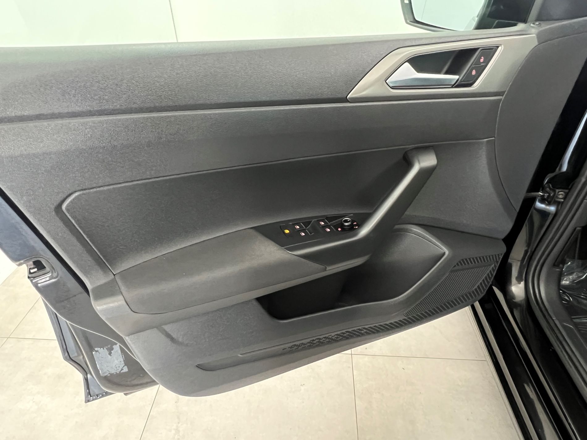 Polo 5p 1.6 tdi Comfortline 80cv - Autosani