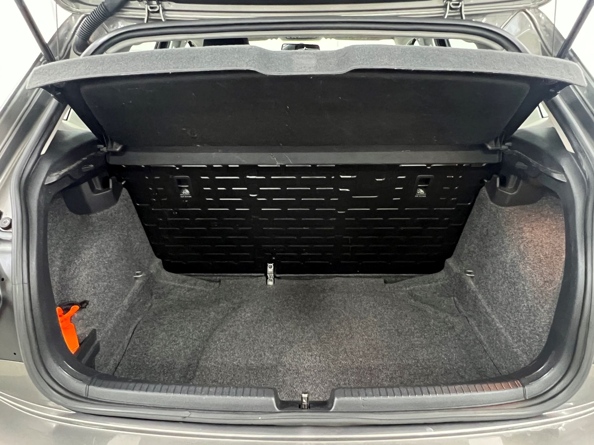 Polo 5p 1.6 tdi Trendline 80cv - Autosani