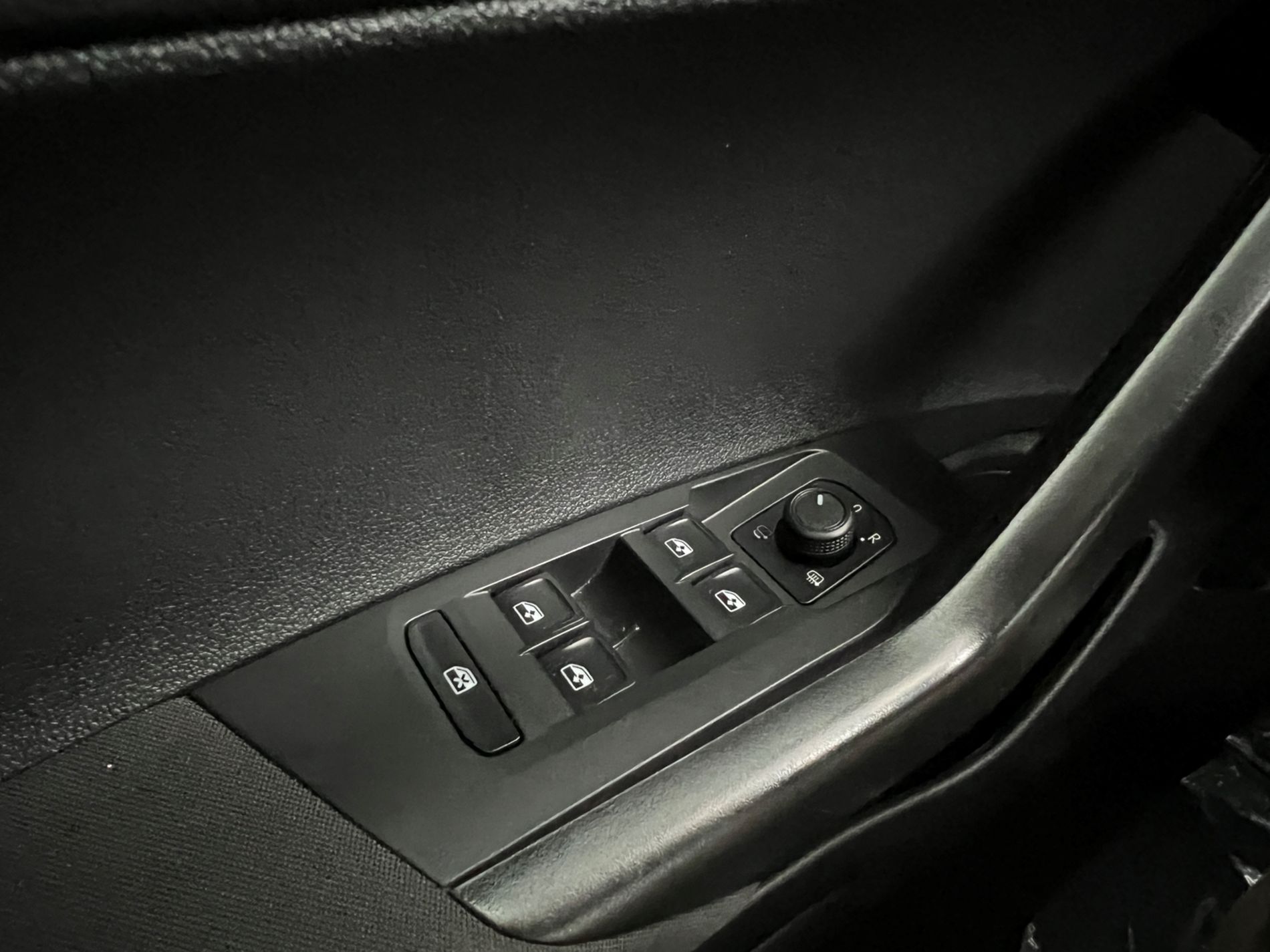 Polo 1.0 tgi 90cv - Autosani