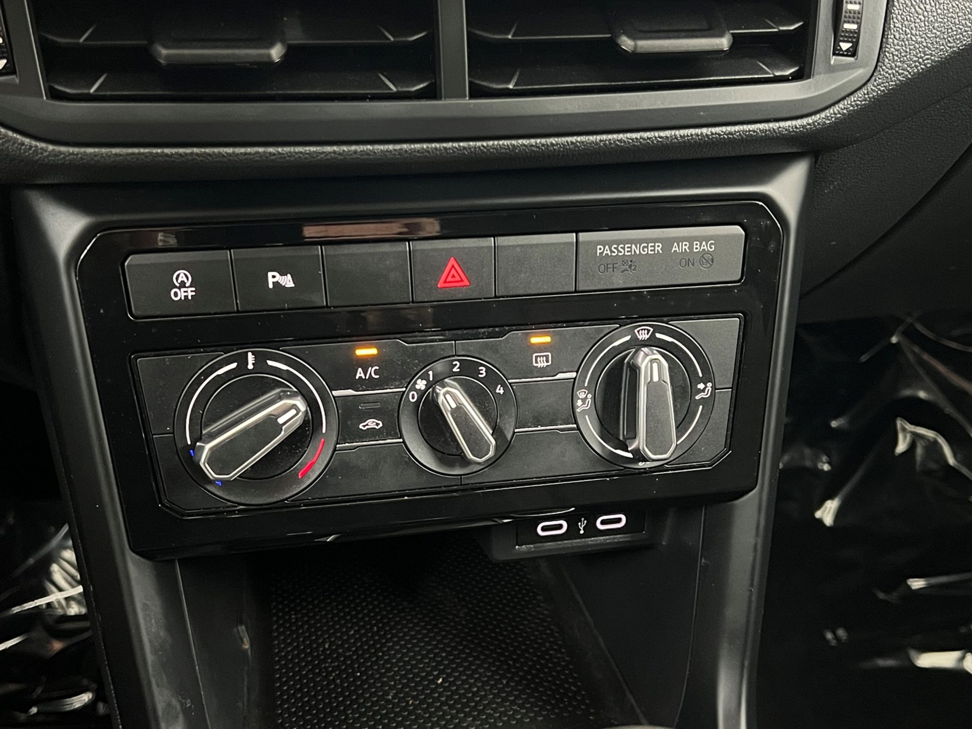 T-Cross 1.0 tsi Style 95cv - Autosani