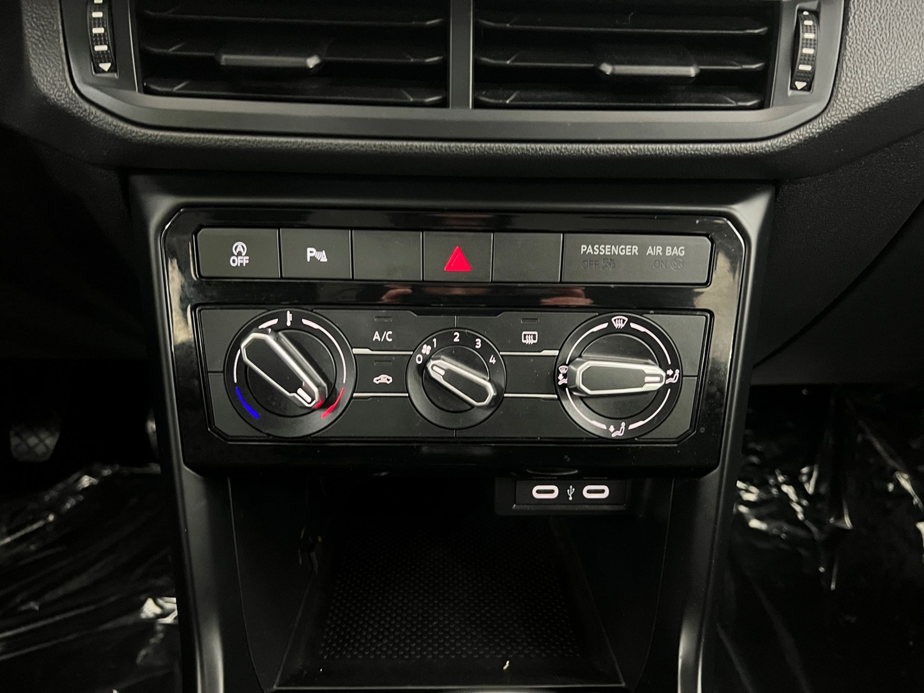 T-Cross 1.0 tsi Style 95cv - Autosani