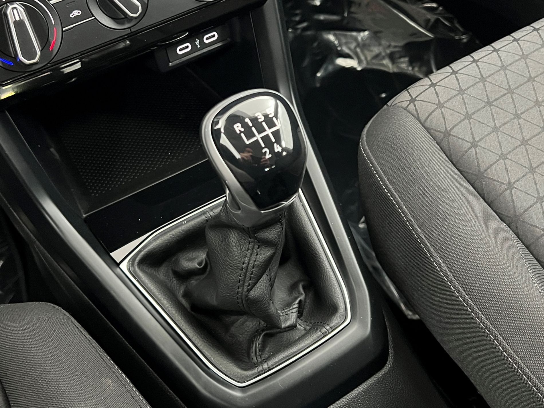 T-Cross 1.0 tsi Style 95cv - Autosani