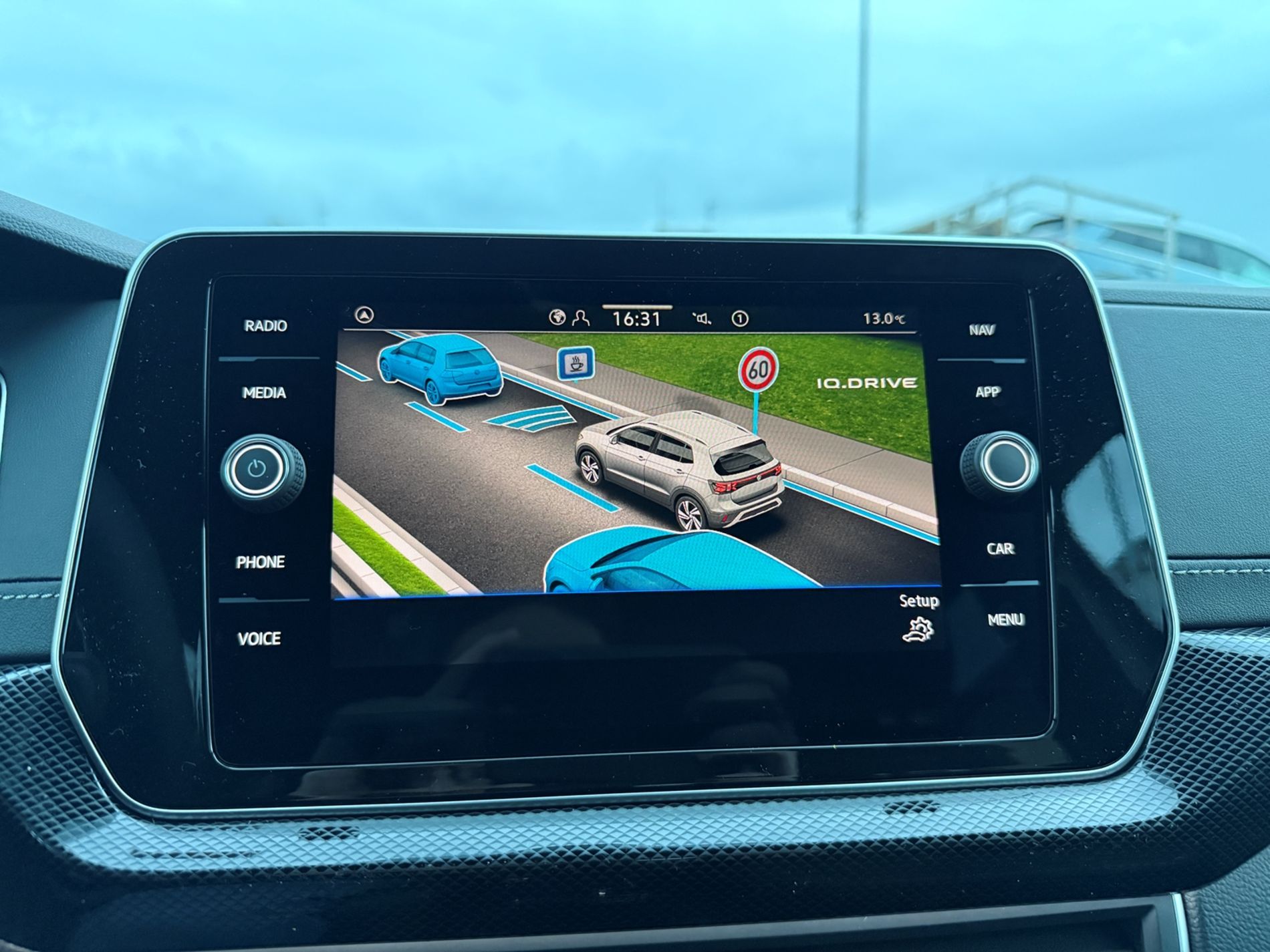 T-Cross 1.0 tsi R-Line Plus 115cv dsg - Autosani