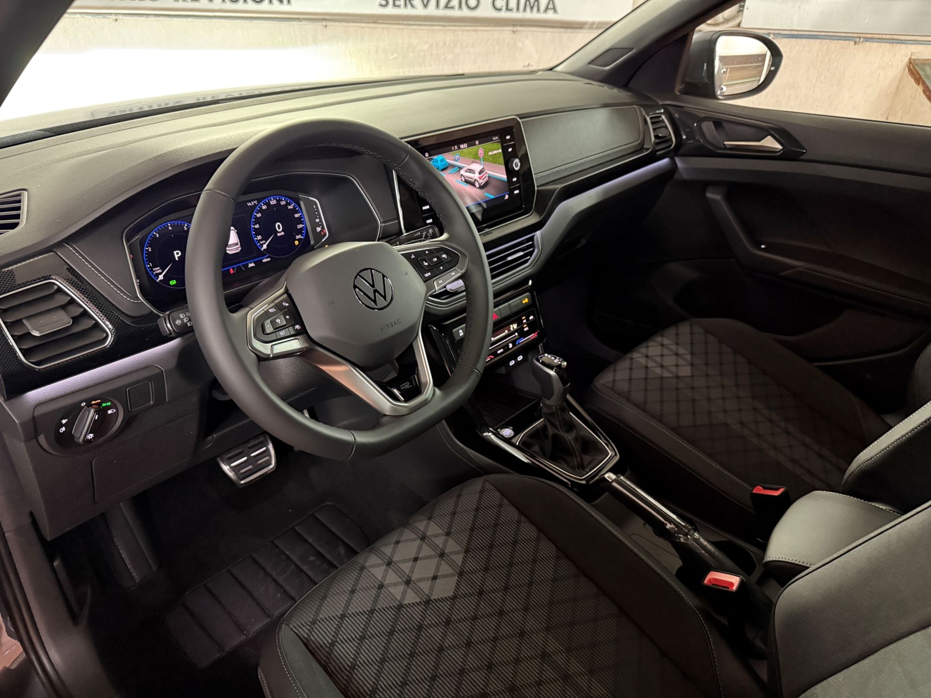 T-Cross 1.0 tsi R-Line Plus 115cv dsg - Autosani