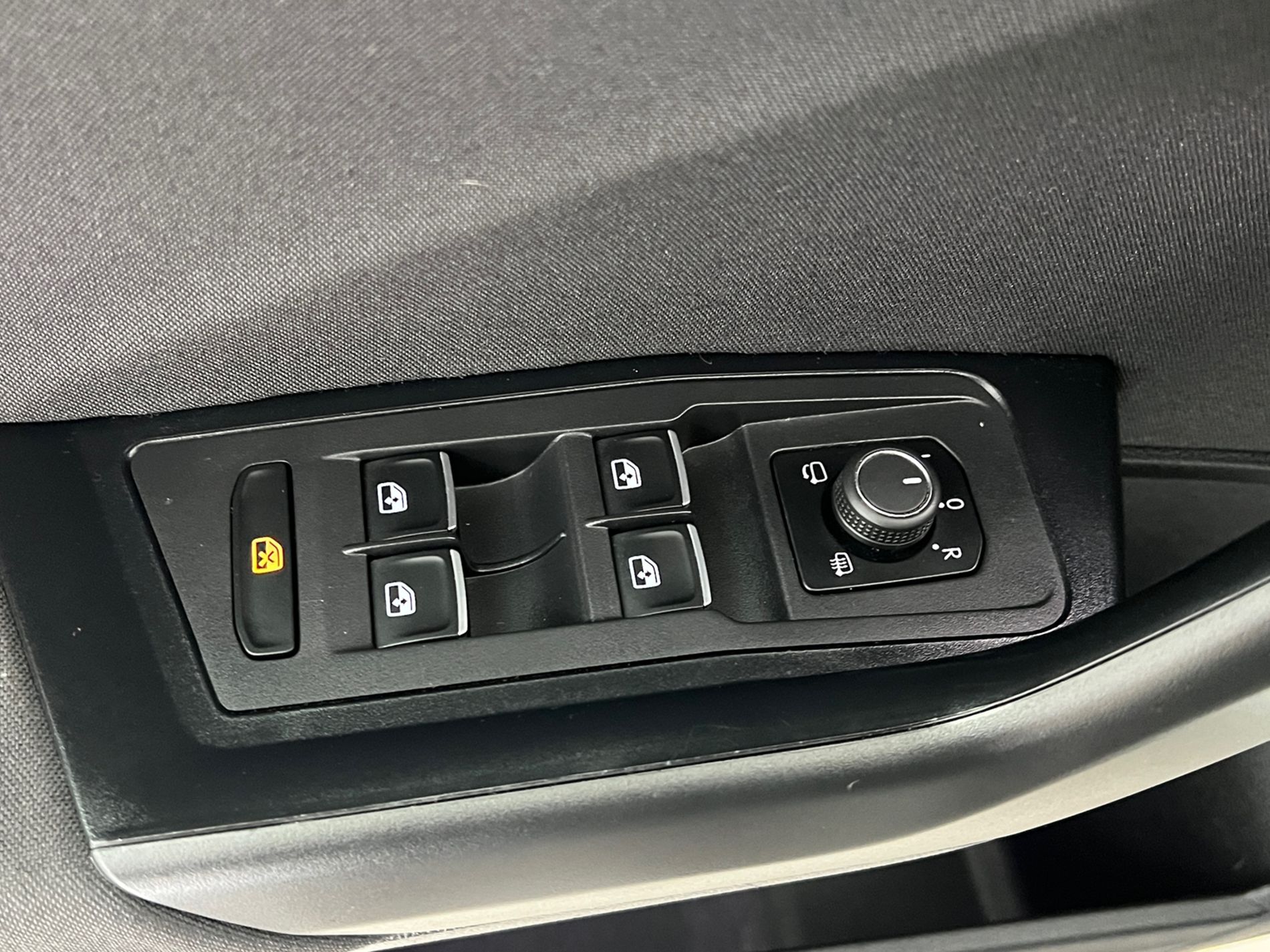 T-Roc 1.5 tsi Style - Autosani