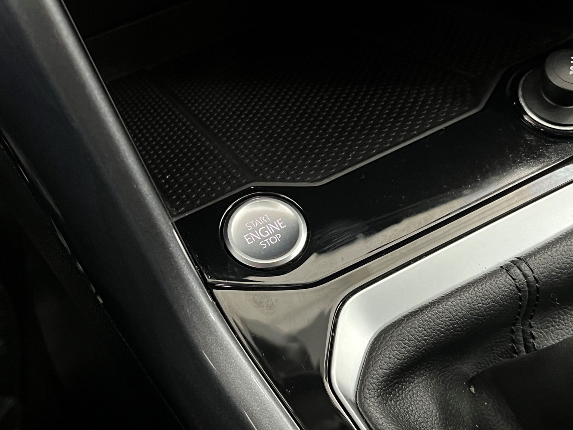 T-Roc 1.0 tsi Style 110cv - Autosani