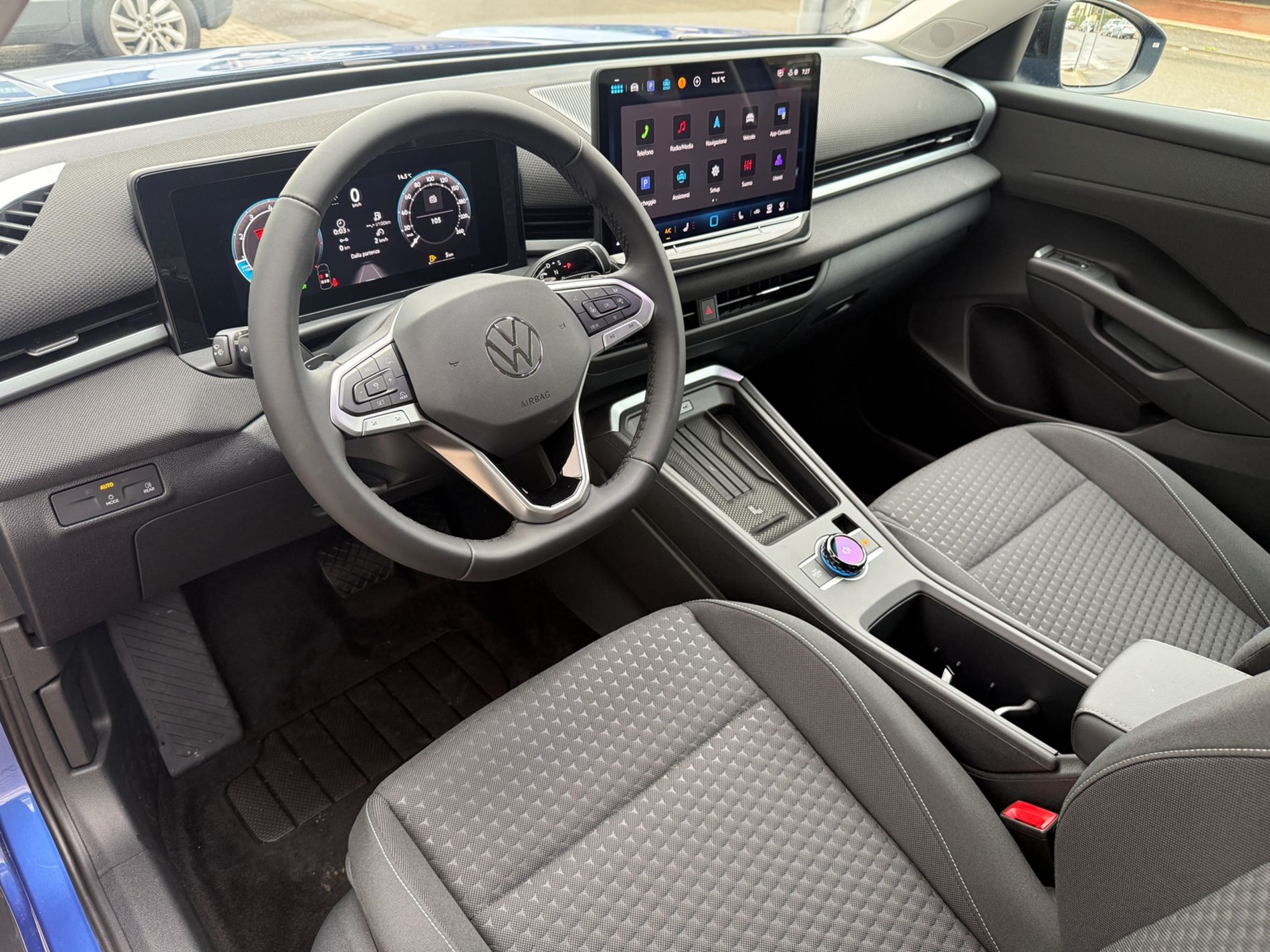 T-Roc 1.5 etsi Life 115cv dsg - Autosani